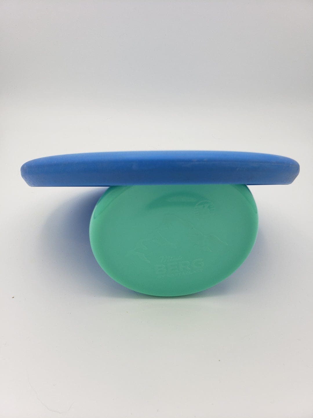 Latitude 64 Zero Caltrop disc golf disc back view