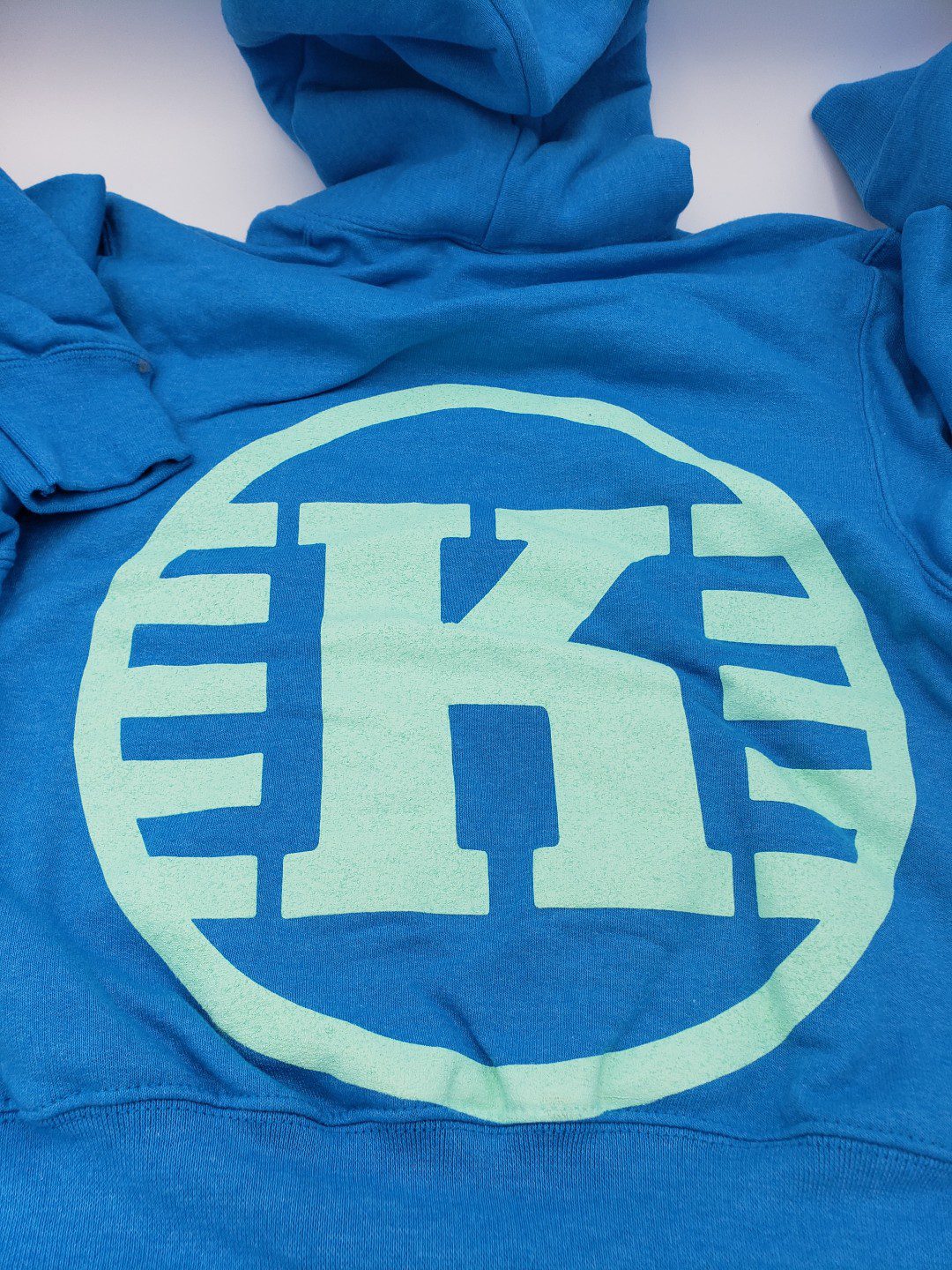 Kastaplast Pullover Blend Hoodies by Par Plastics disc golf disc detail view