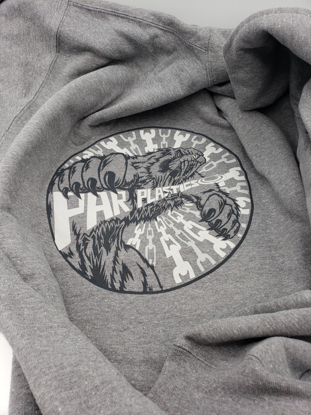 Par Plastics Pullover Blend Hoodies disc golf disc detail view