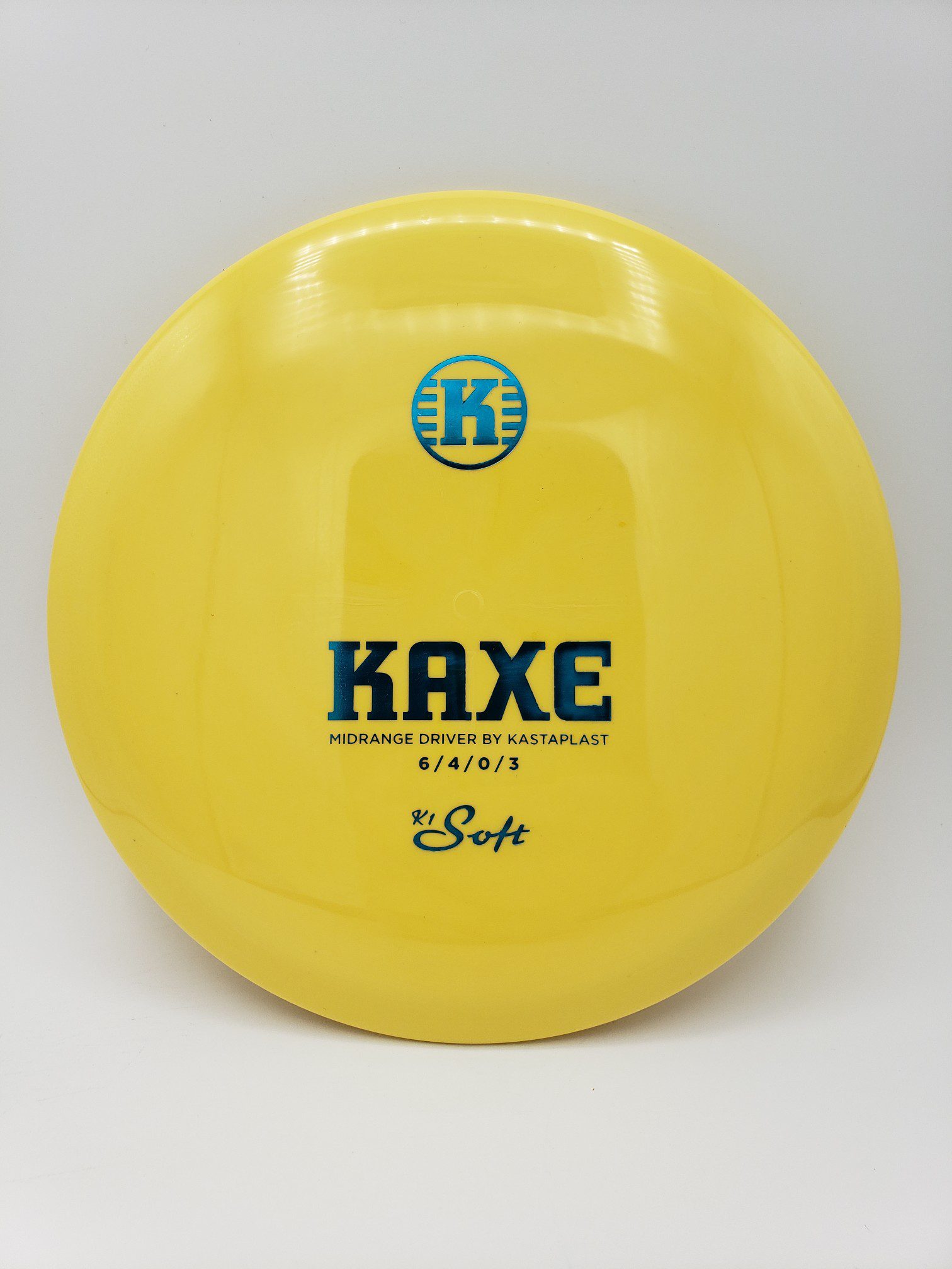 Kastaplast K1 Soft Kaxe buttermilk disc golf disc front view