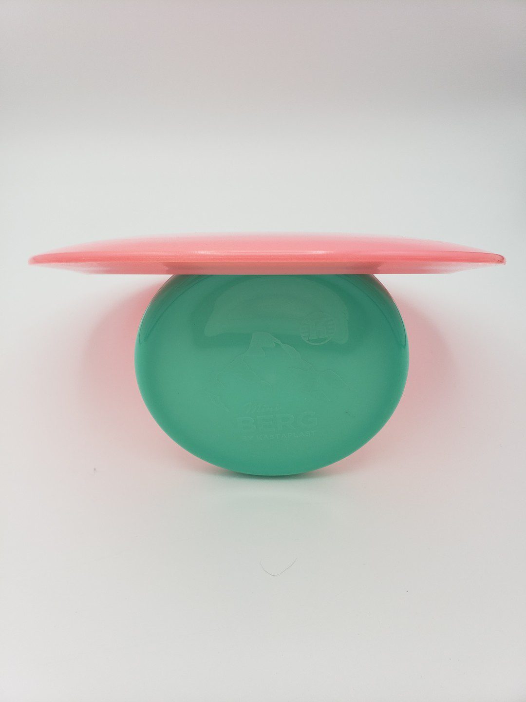 Innova F2 Glow Champion Shryke disc golf disc back view