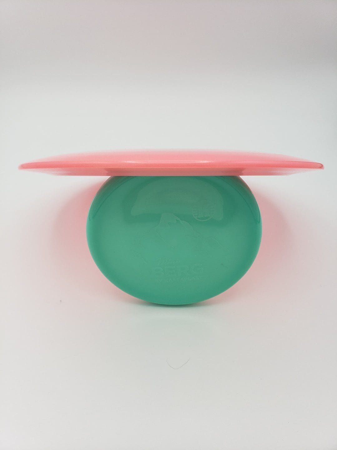 Innova F2 Glow Champion Shryke disc golf disc back view