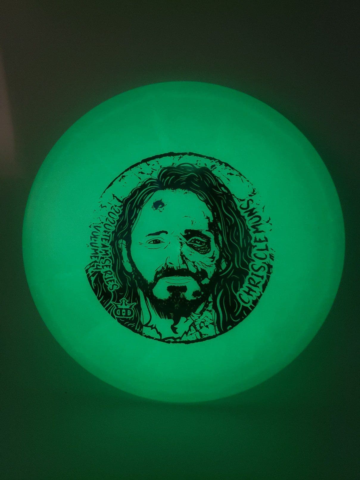 Dynamic Discs Verdict disc golf disc top view