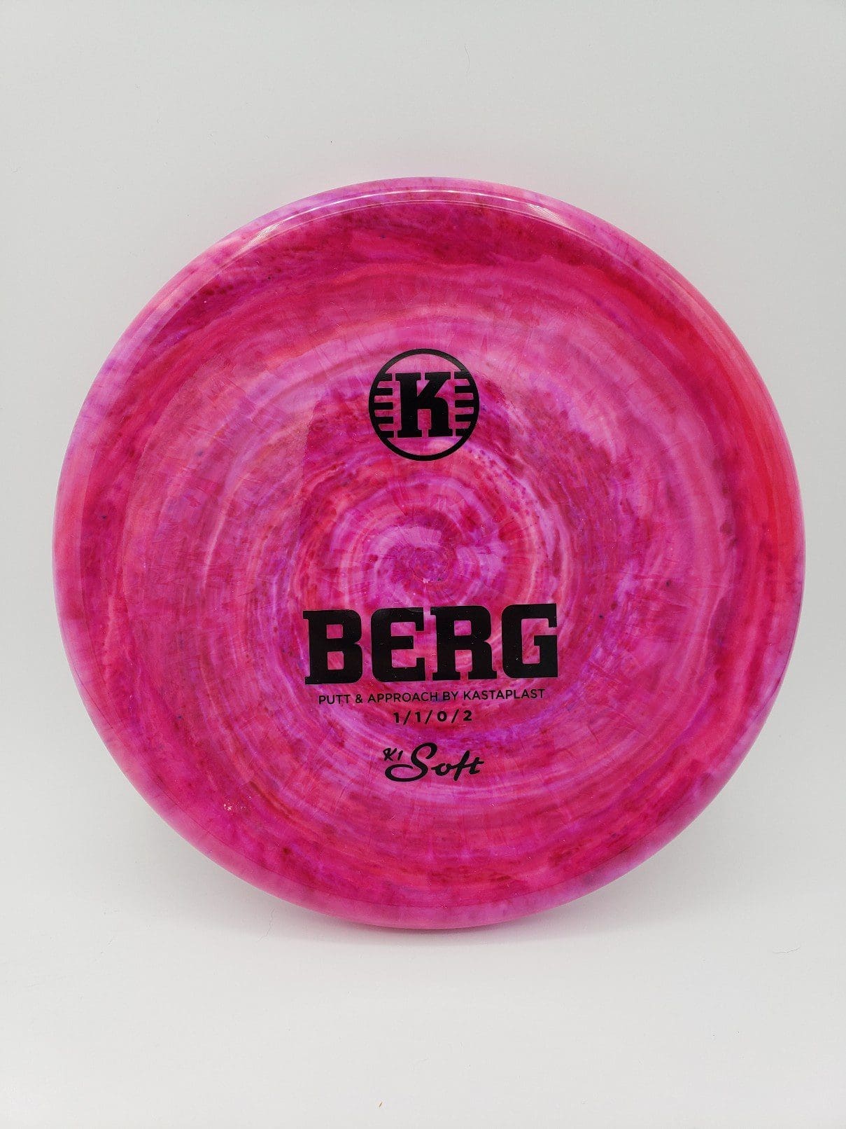 Pipedreamer Customs volume 1 disc golf disc top view