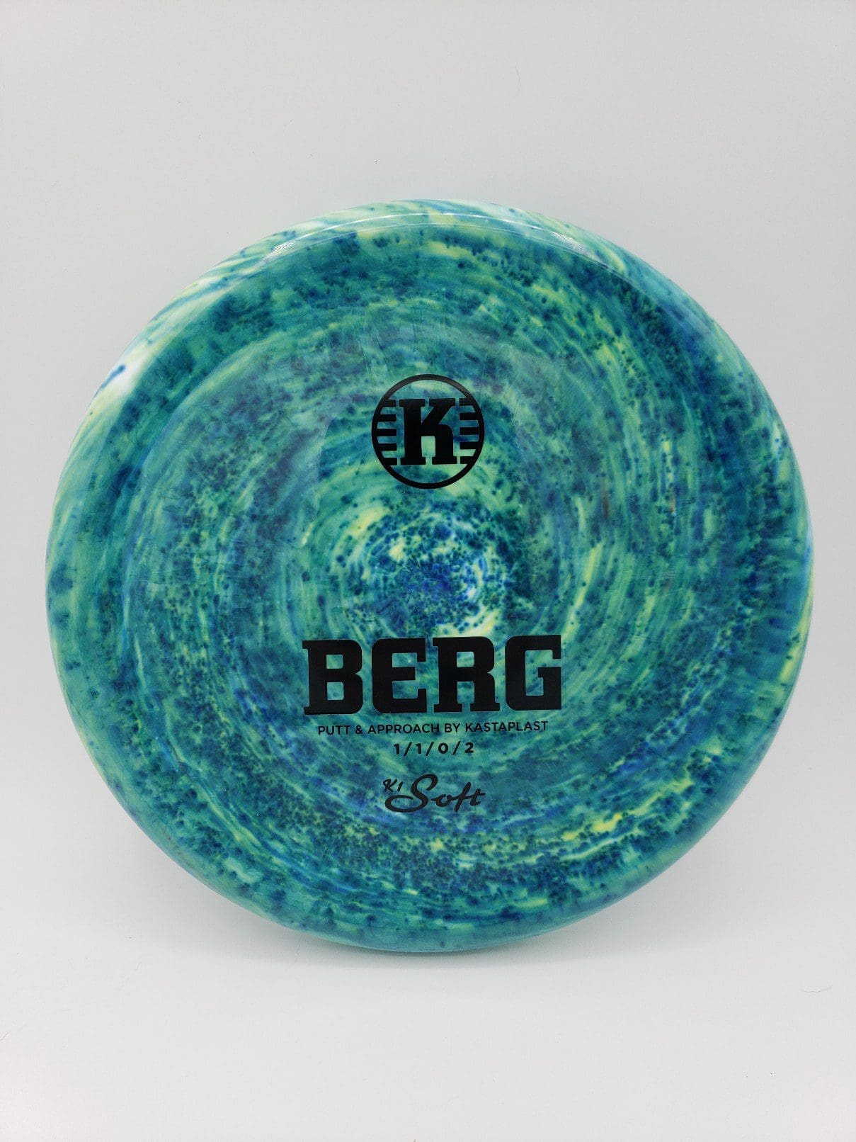 Pipedreamer Customs volume 1 disc golf disc front view