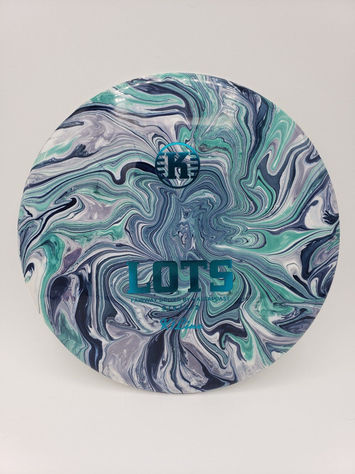 Pipedreamer Customs volume 1 disc golf disc front view
