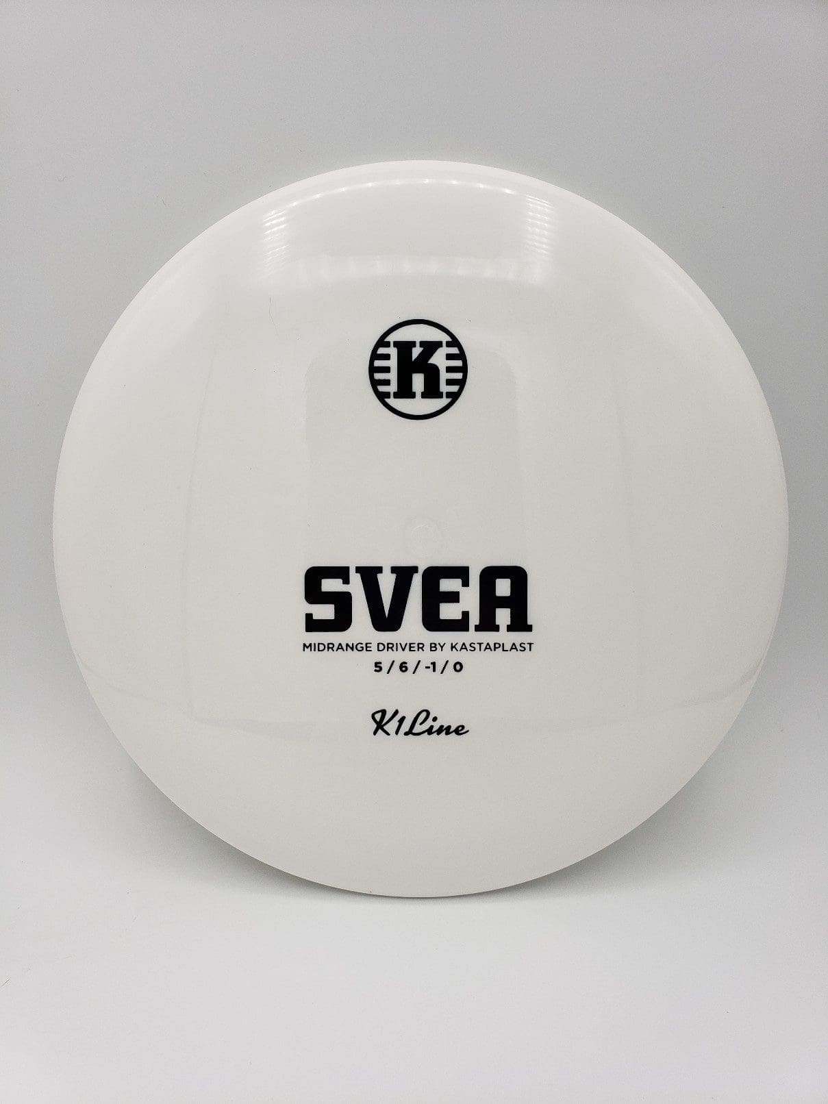 Kastaplast K1 Svea white disc golf disc front view