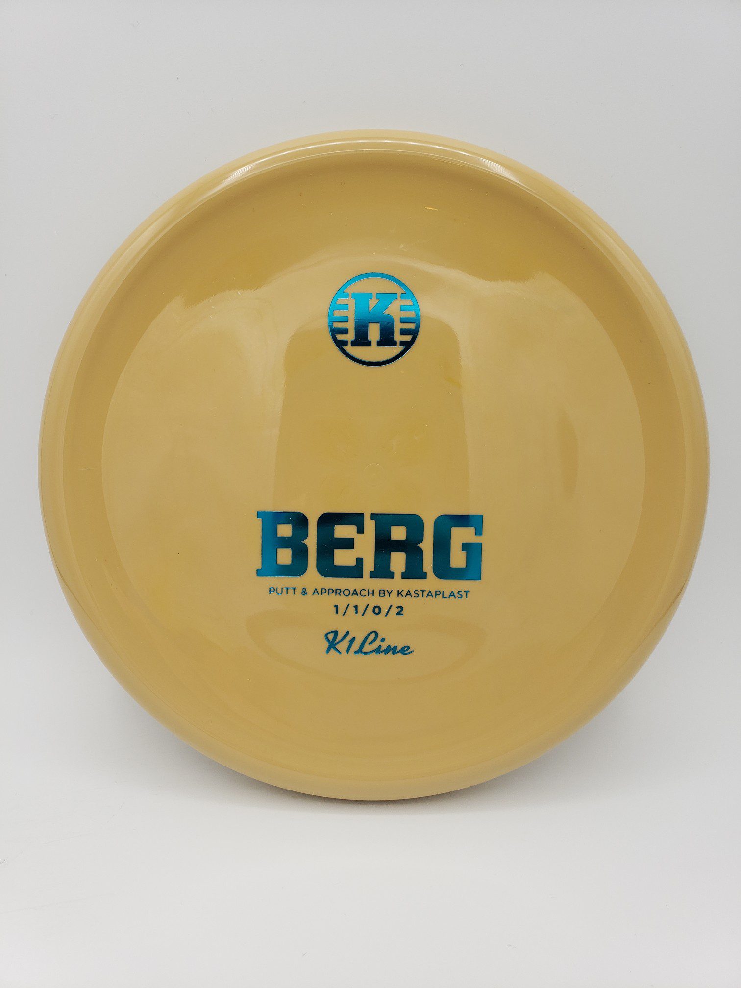 Kastaplast K1 REGRIND Berg beige disc golf disc front view