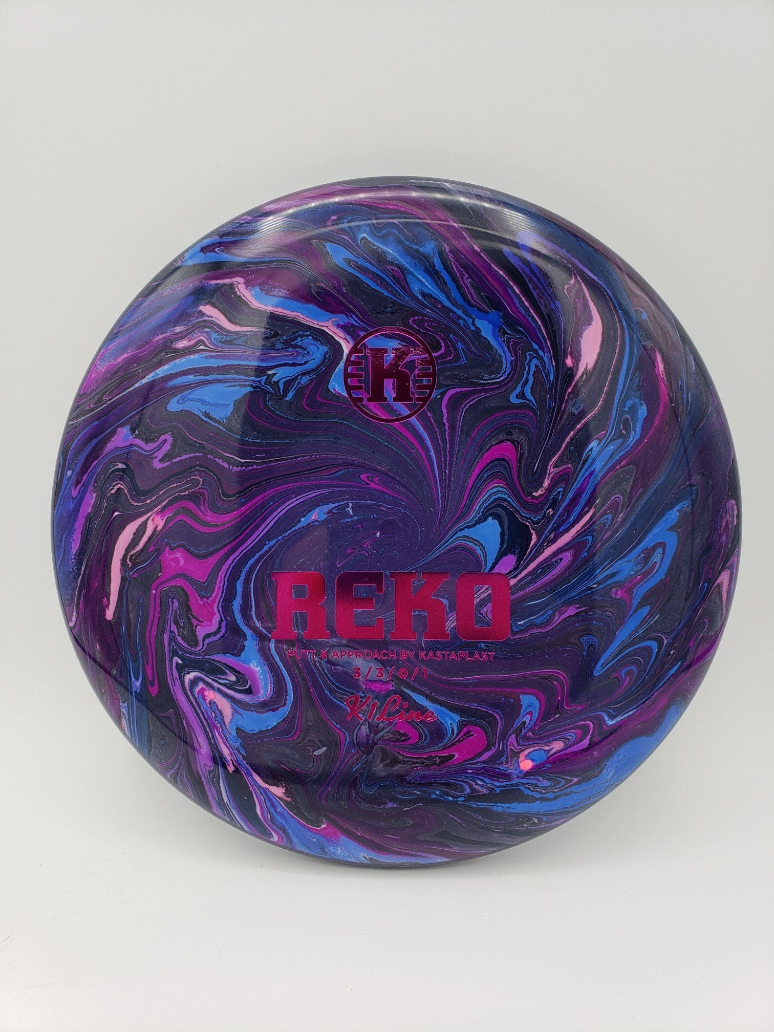 Pipedreamer Customs volume 2 disc golf disc top view