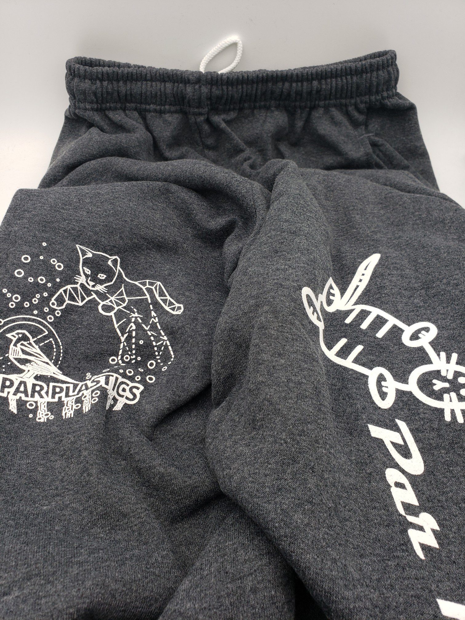 Par Plastics Sweatpants disc golf disc detail view