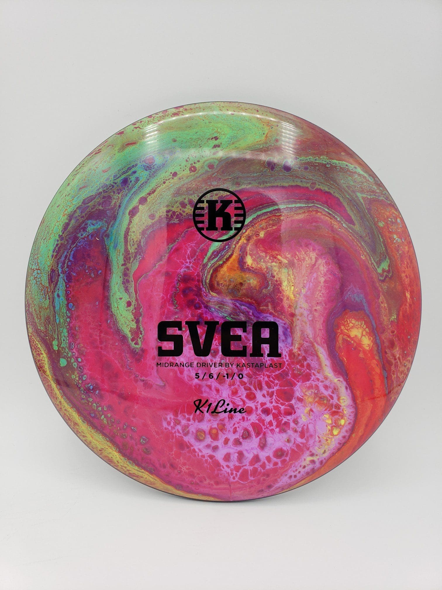 Mad Hatter Dyes volume 1 disc golf disc detail view
