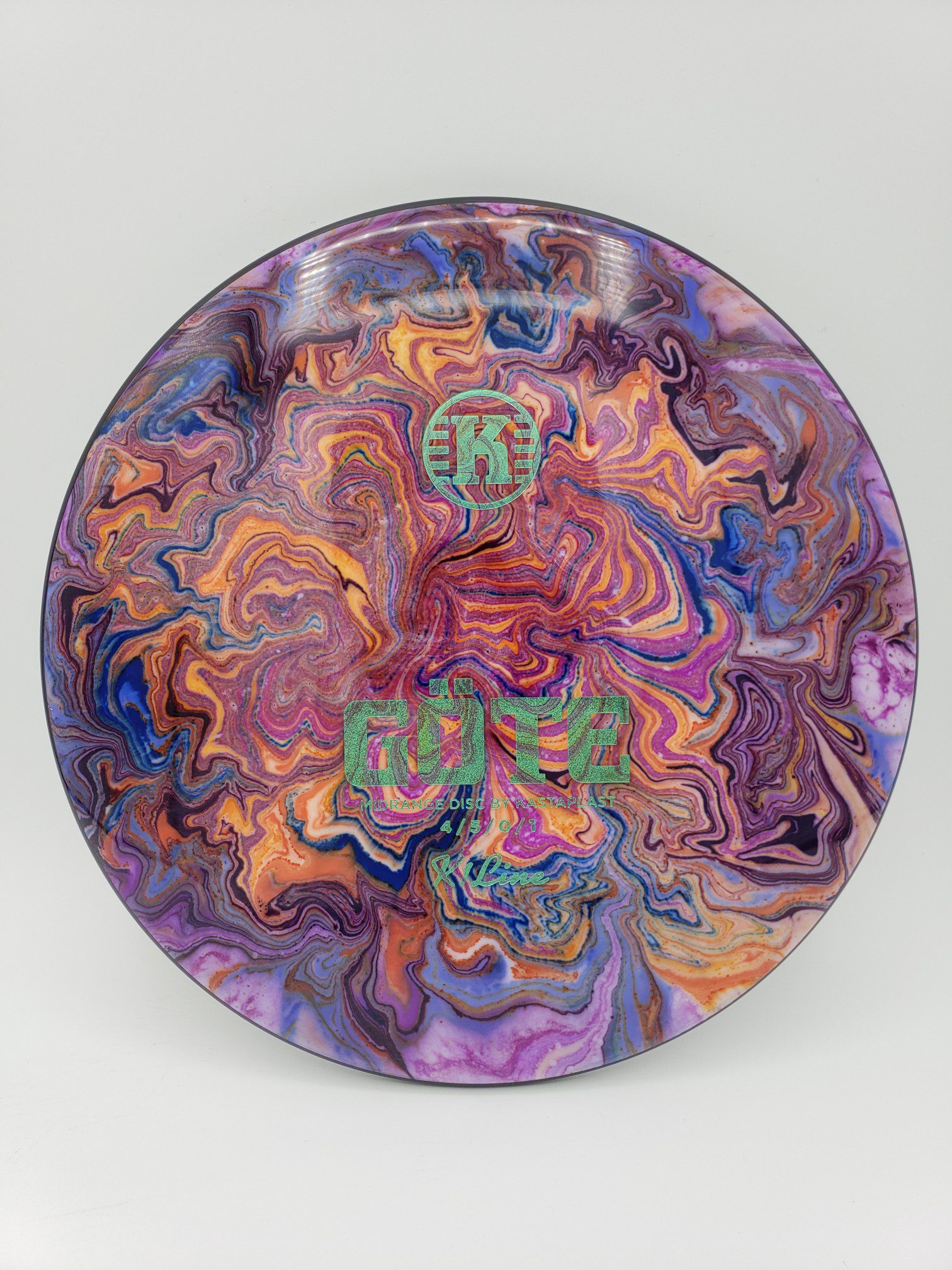 Pipedreamer Customs volume 3 disc golf disc top view