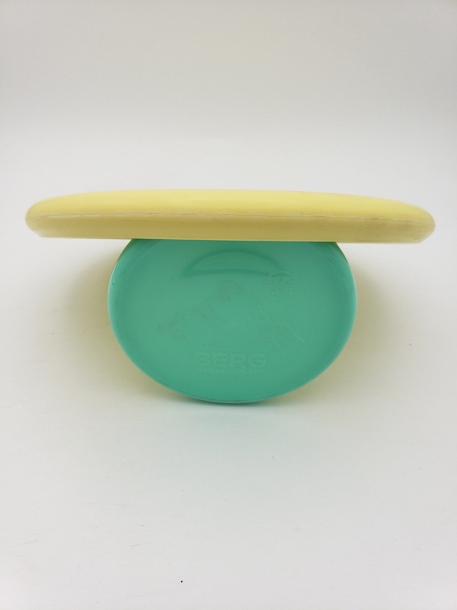 Kastaplast K3 Reko buttermilk disc golf disc back view