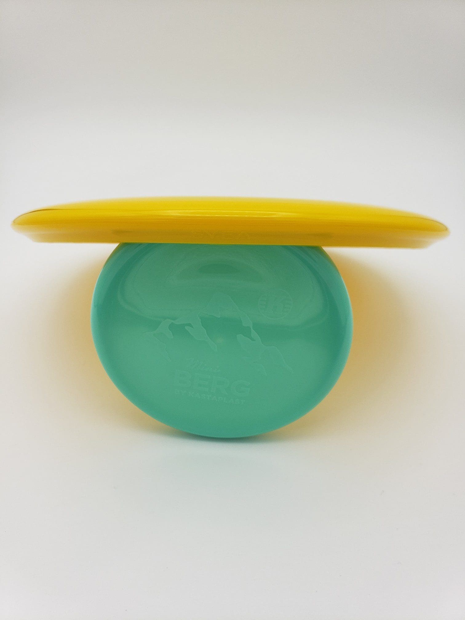 Kastaplast K1 Svea yellow disc golf disc back view