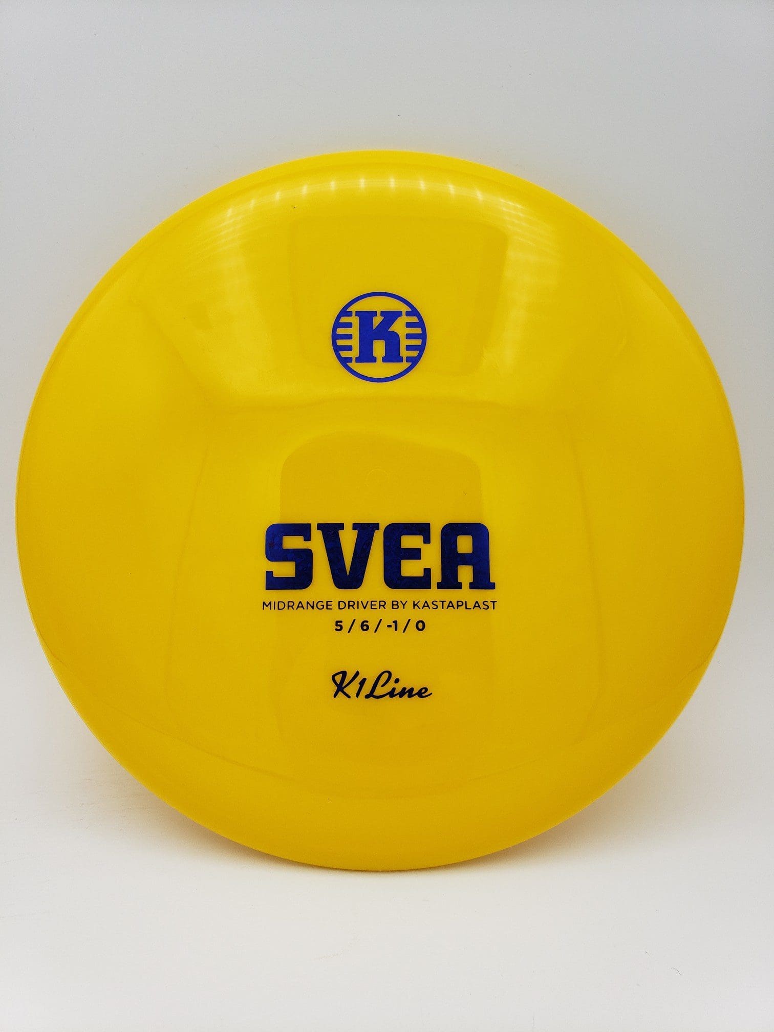 Kastaplast K1 Svea yellow disc golf disc front view