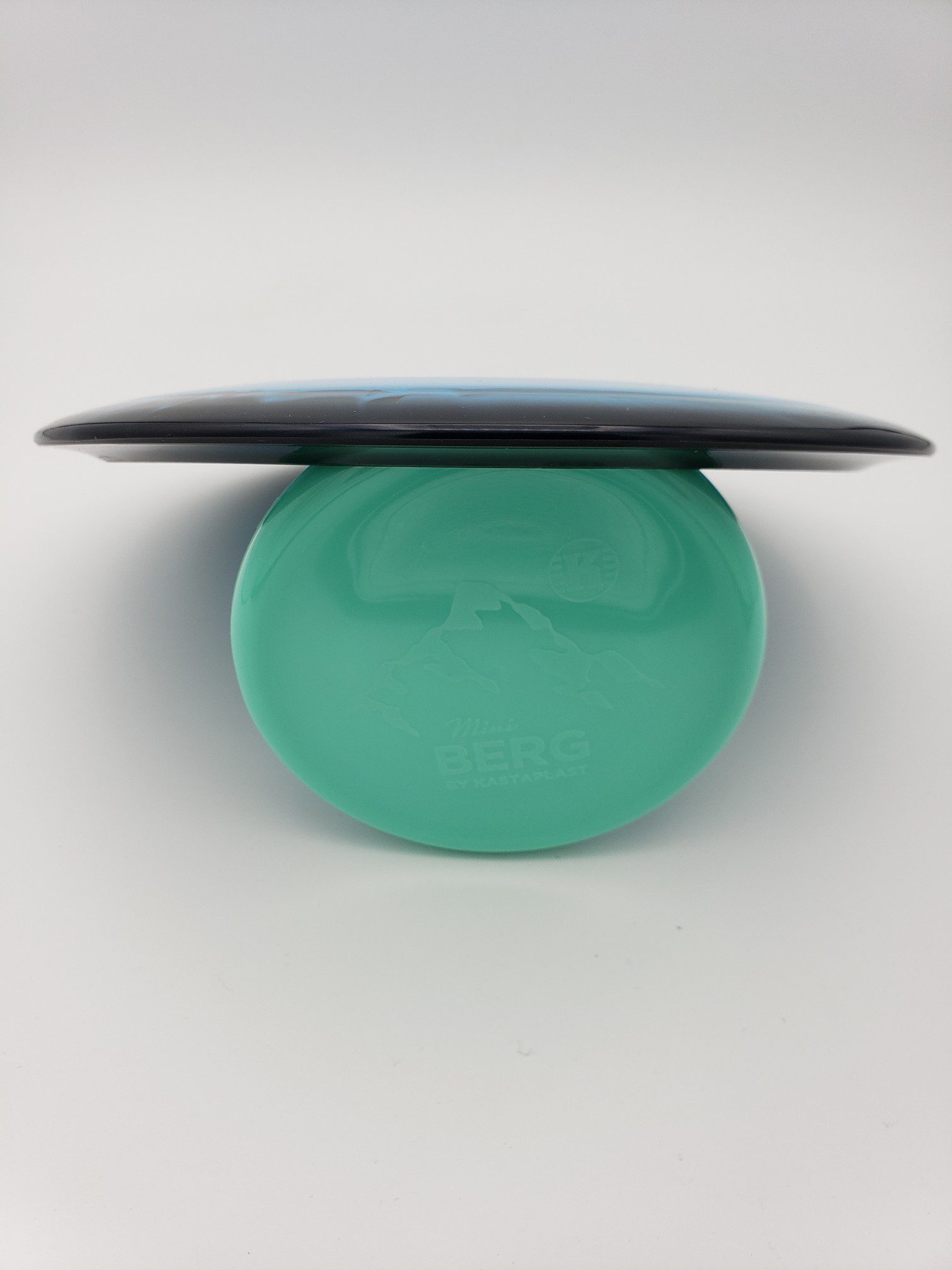 Latitude 64 Gold Orbit Diamond 10 year anniversary disc golf disc back view