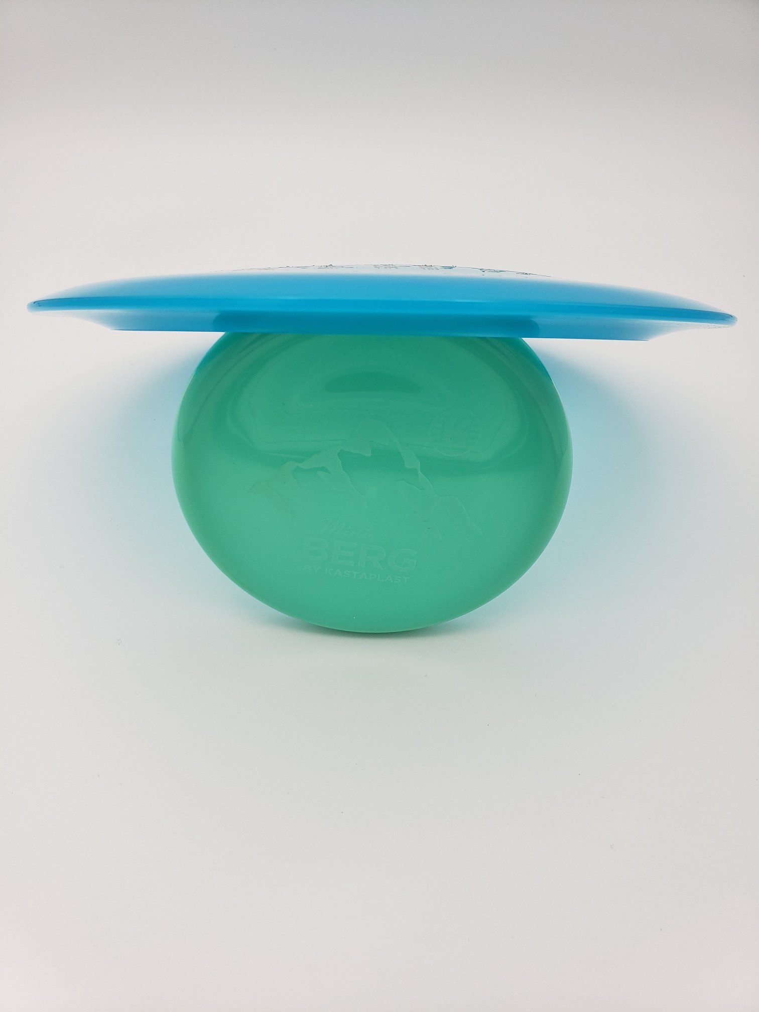 Discmania Active Premium Majesty Power Kitty disc golf disc back view