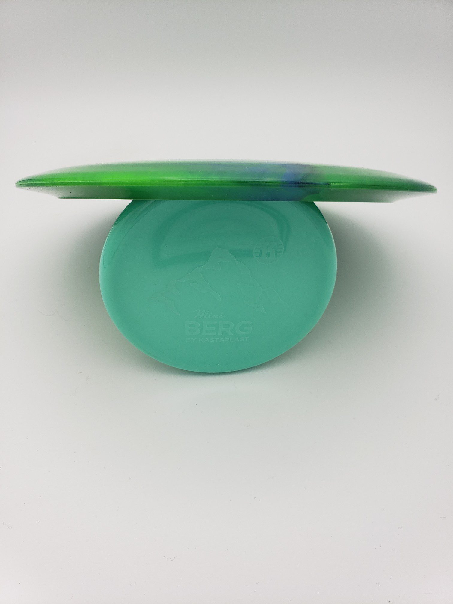 Discraft Chandler Fry 2022 tour series Surge disc golf disc back view