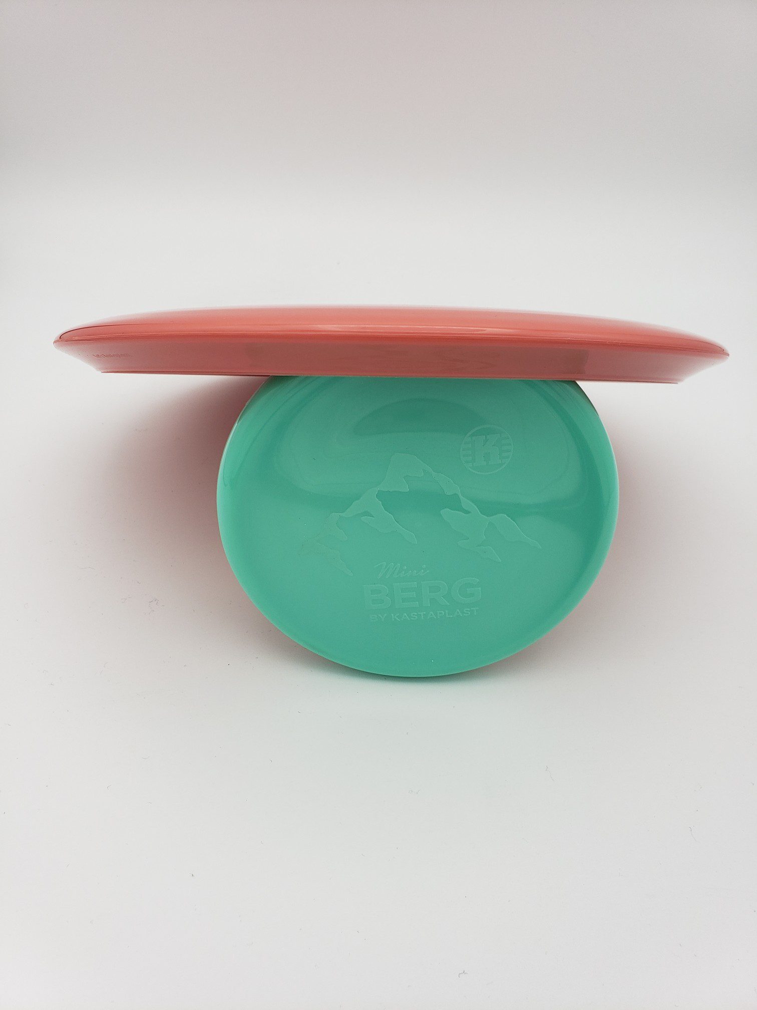 Kastaplast K1 Soft Kaxe swirly pink disc golf disc back view
