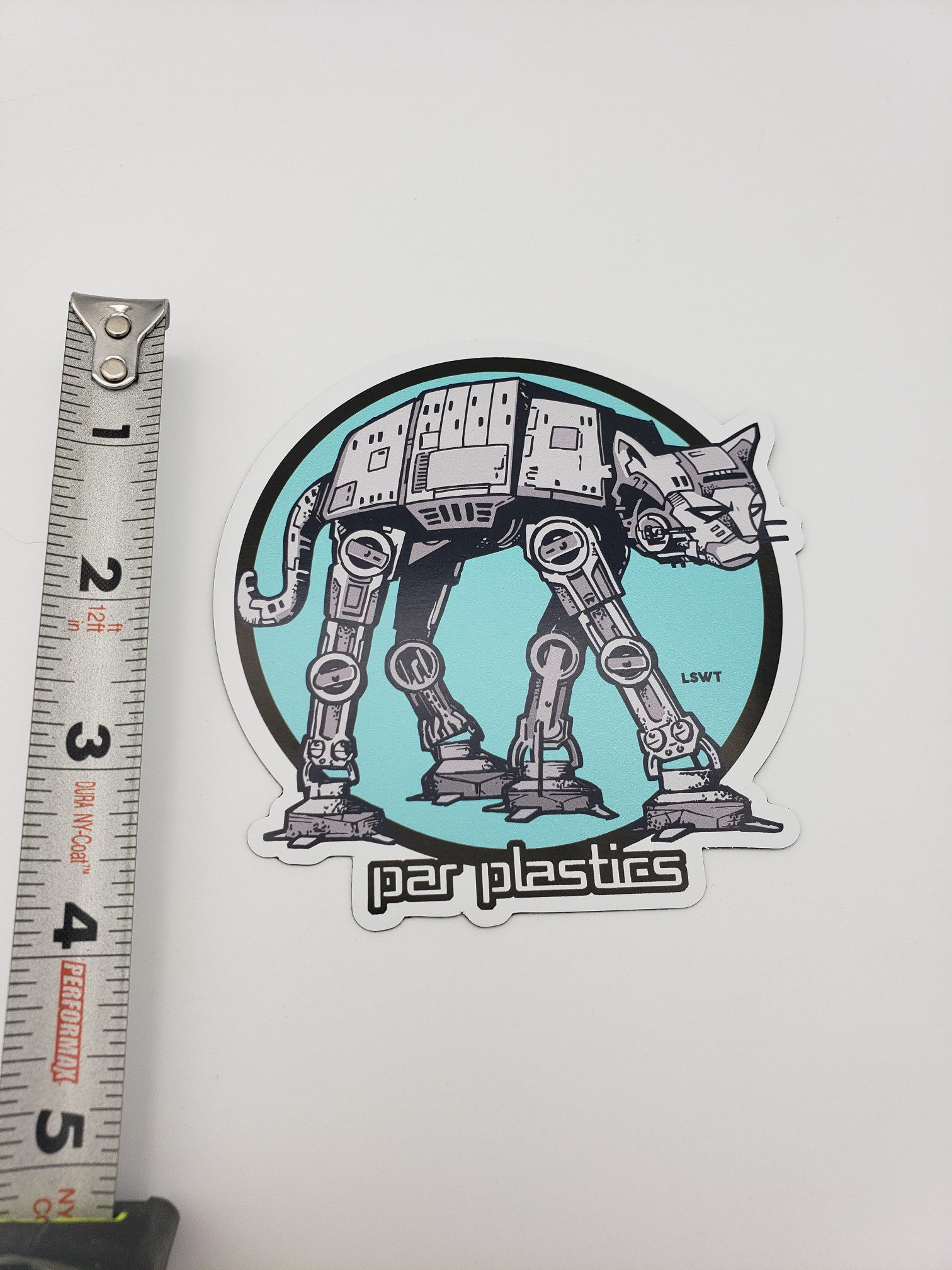 Par Plastics AT-AT Cat magnet by Les White disc golf disc front view