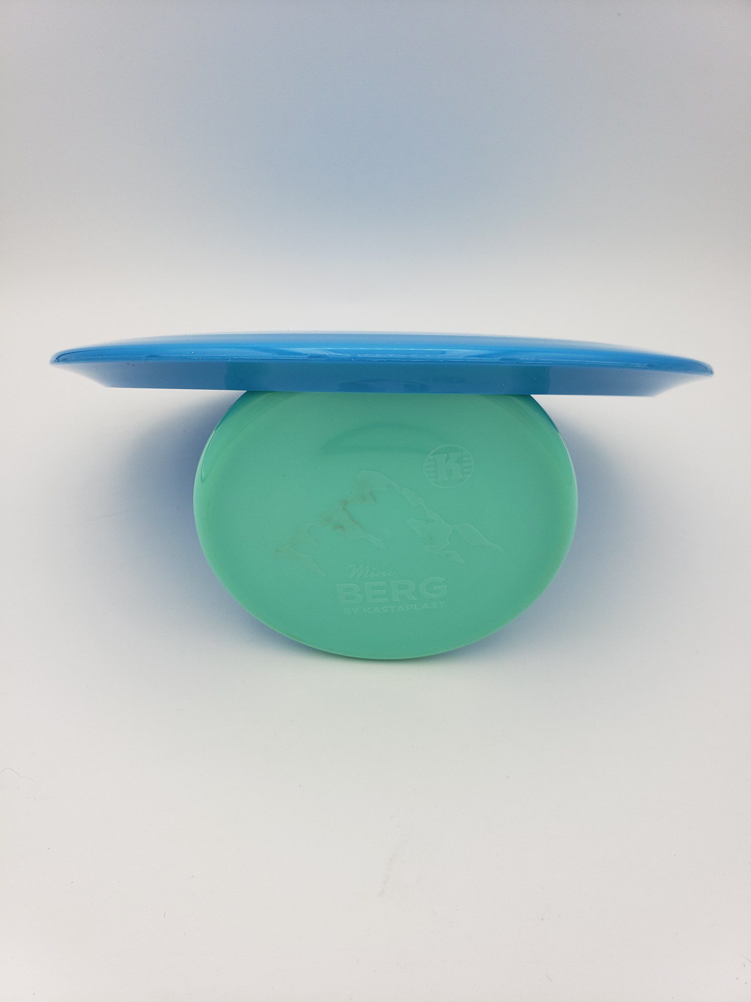 Mint Discs Apex Alpha 4th run 173-175 disc golf disc back view