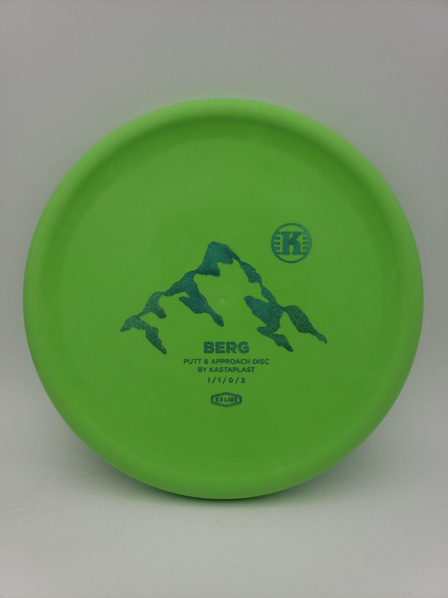 Kastaplast K3 Berg lime green disc golf disc front view
