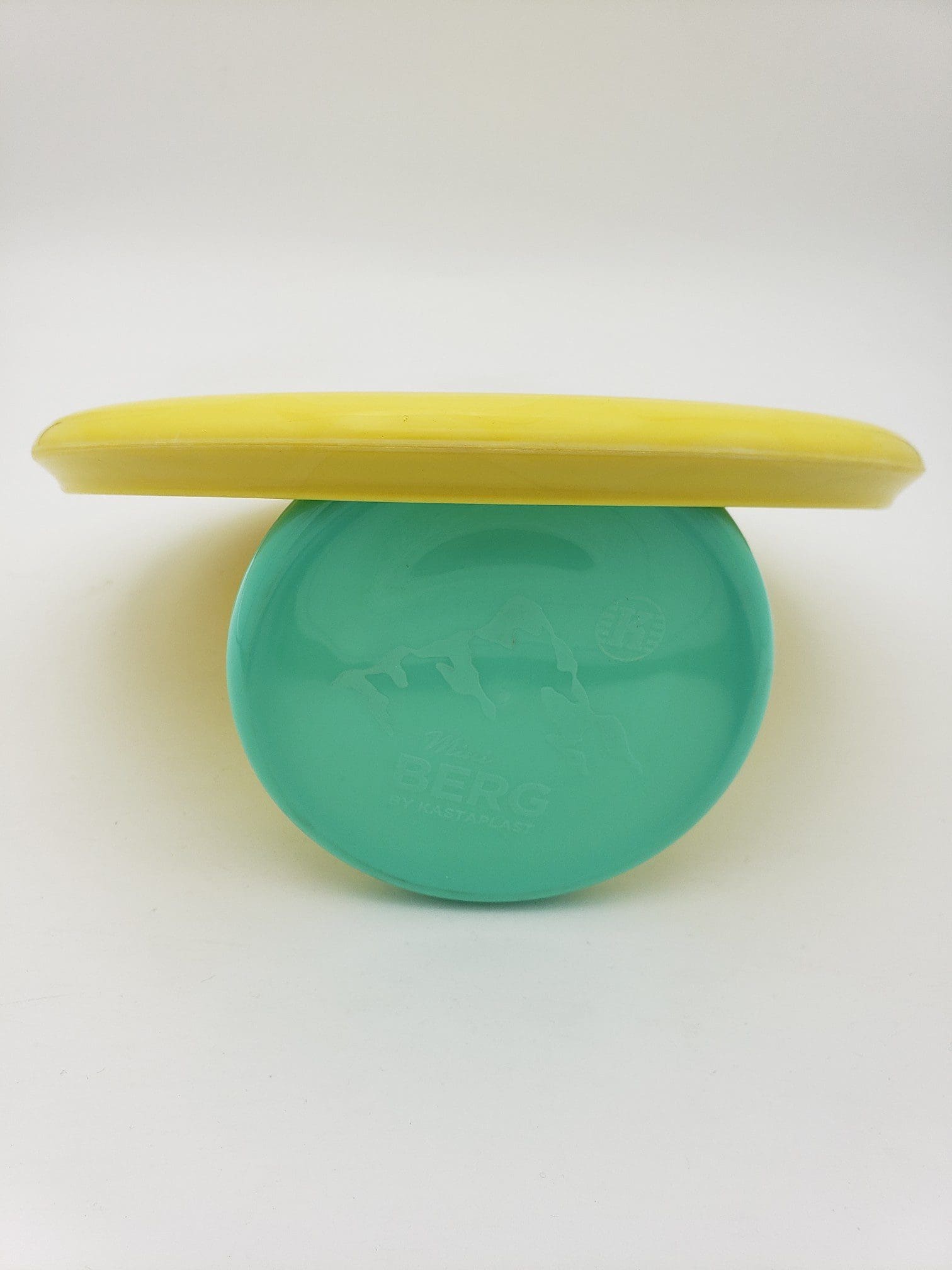 Kastaplast K3 Reko X yellow disc golf disc back view
