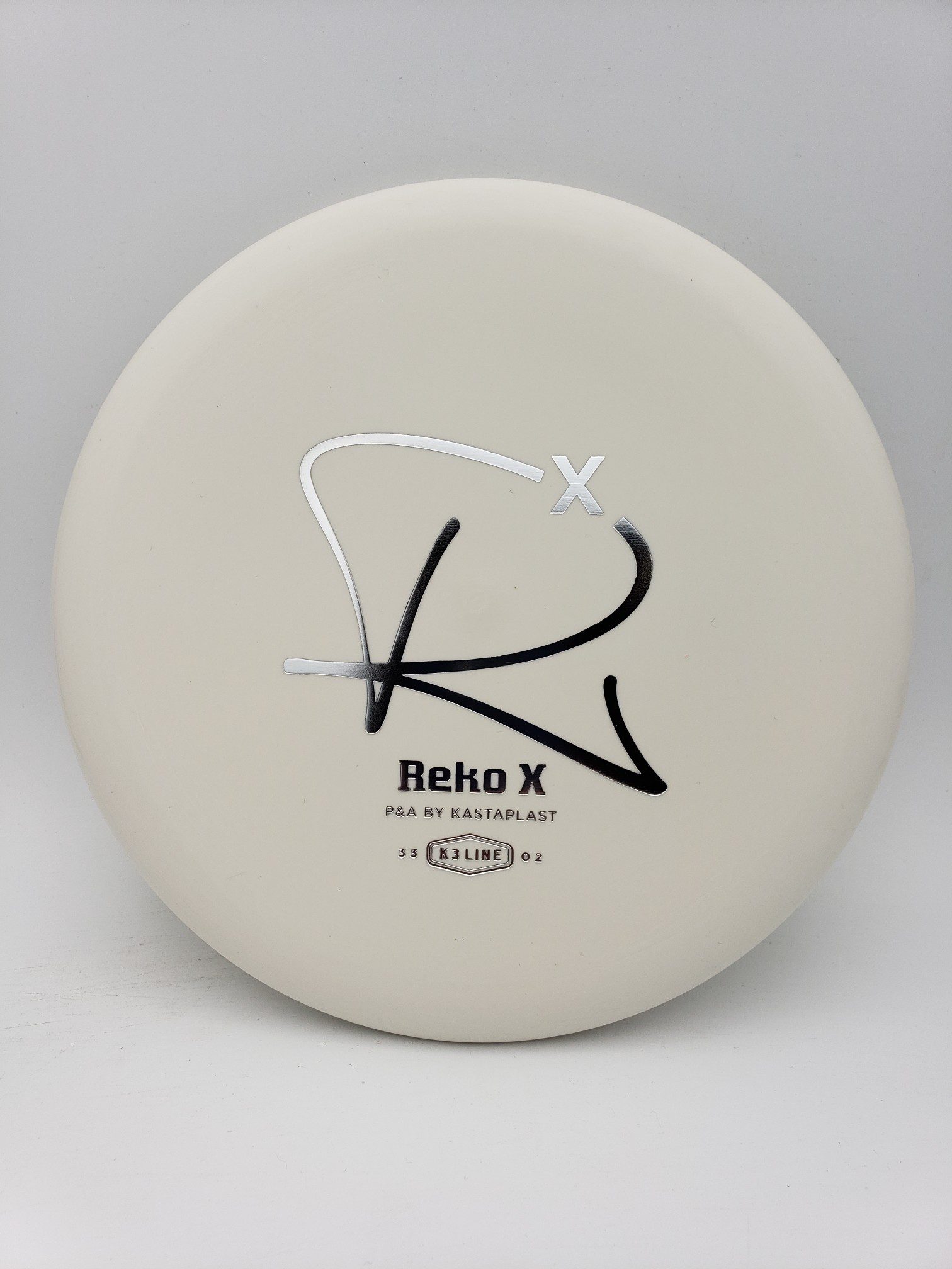 Kastaplast K3 Reko X white disc golf disc front view