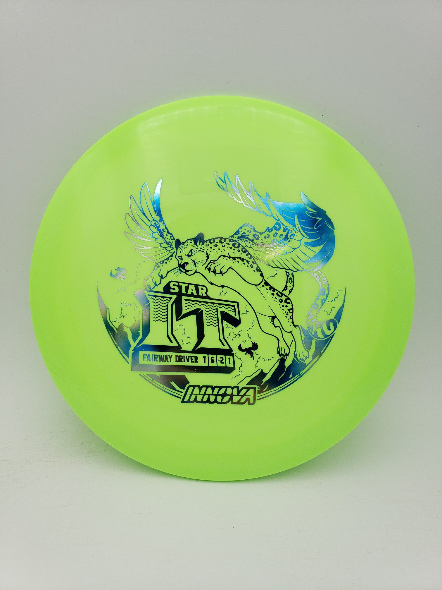 Innova Star IT disc golf disc front view