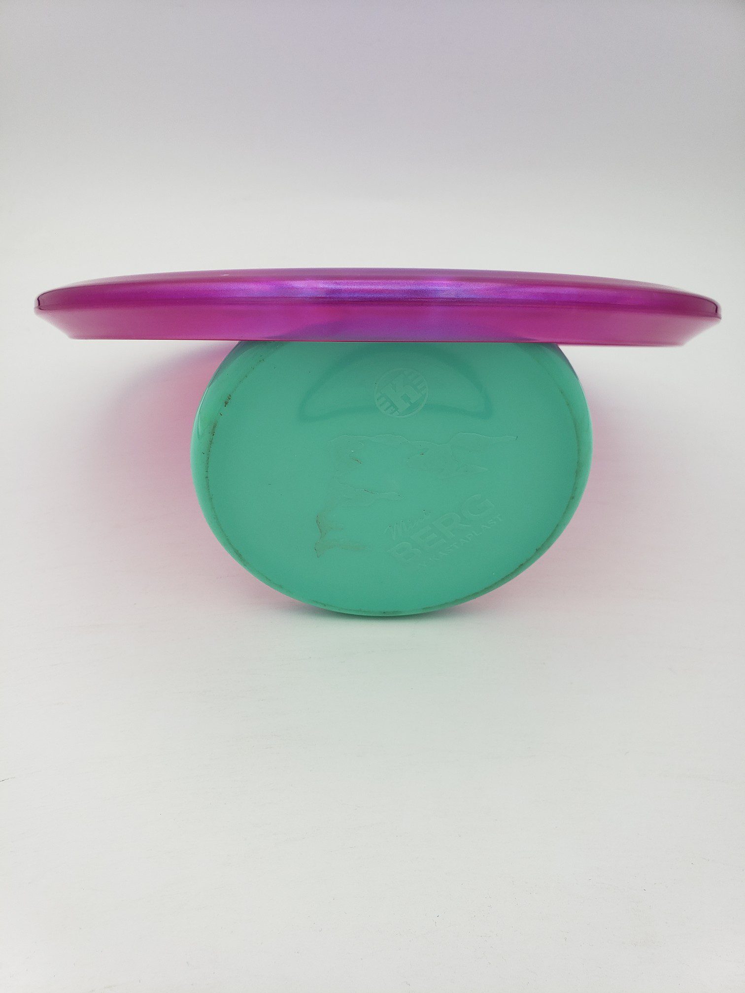 Discmania Iron Samurai 4 - Eagle McMahon Signature Series Chroma MD3 disc golf disc back view