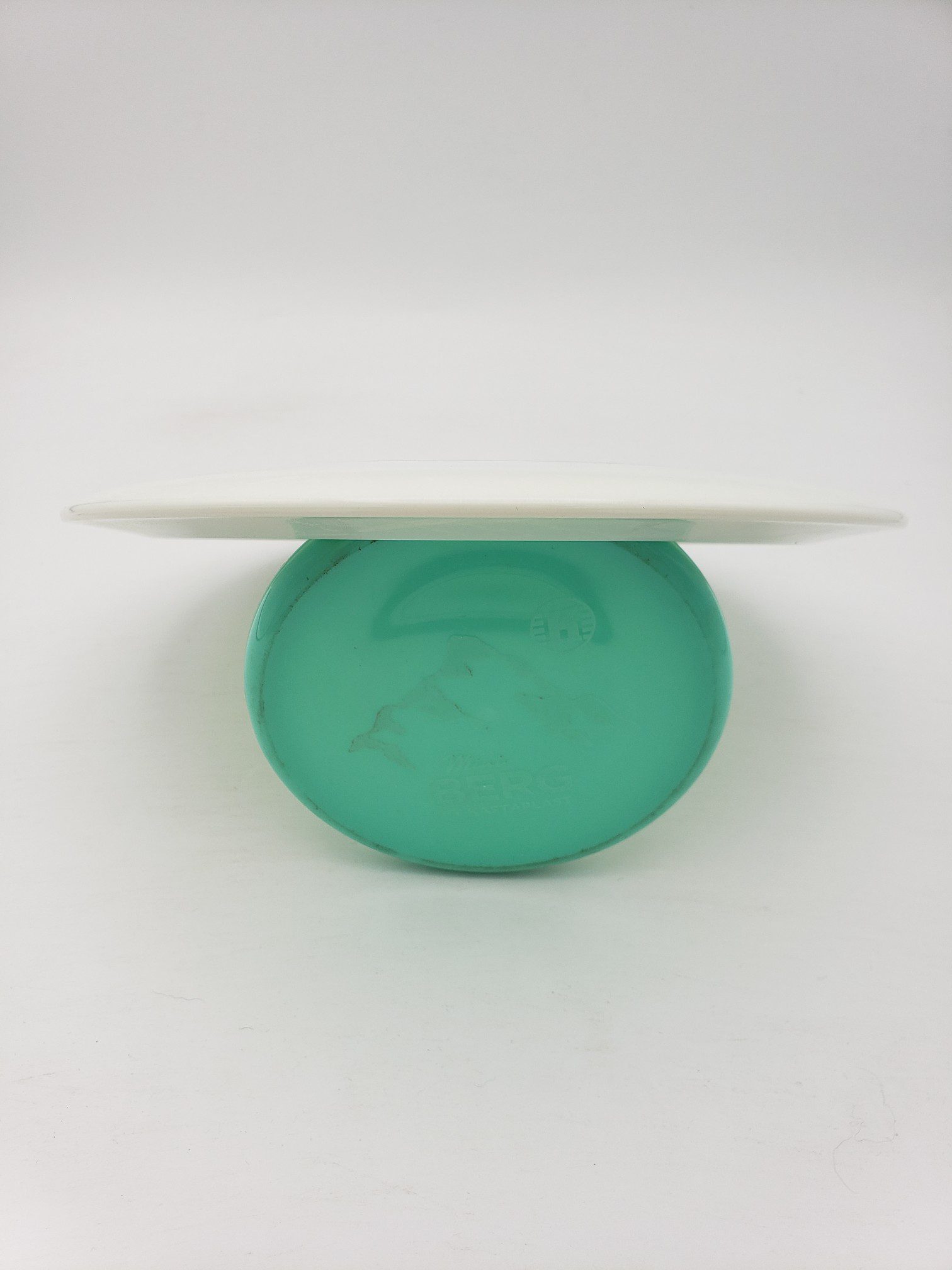 Innova InnVision Star Wraith disc golf disc back view