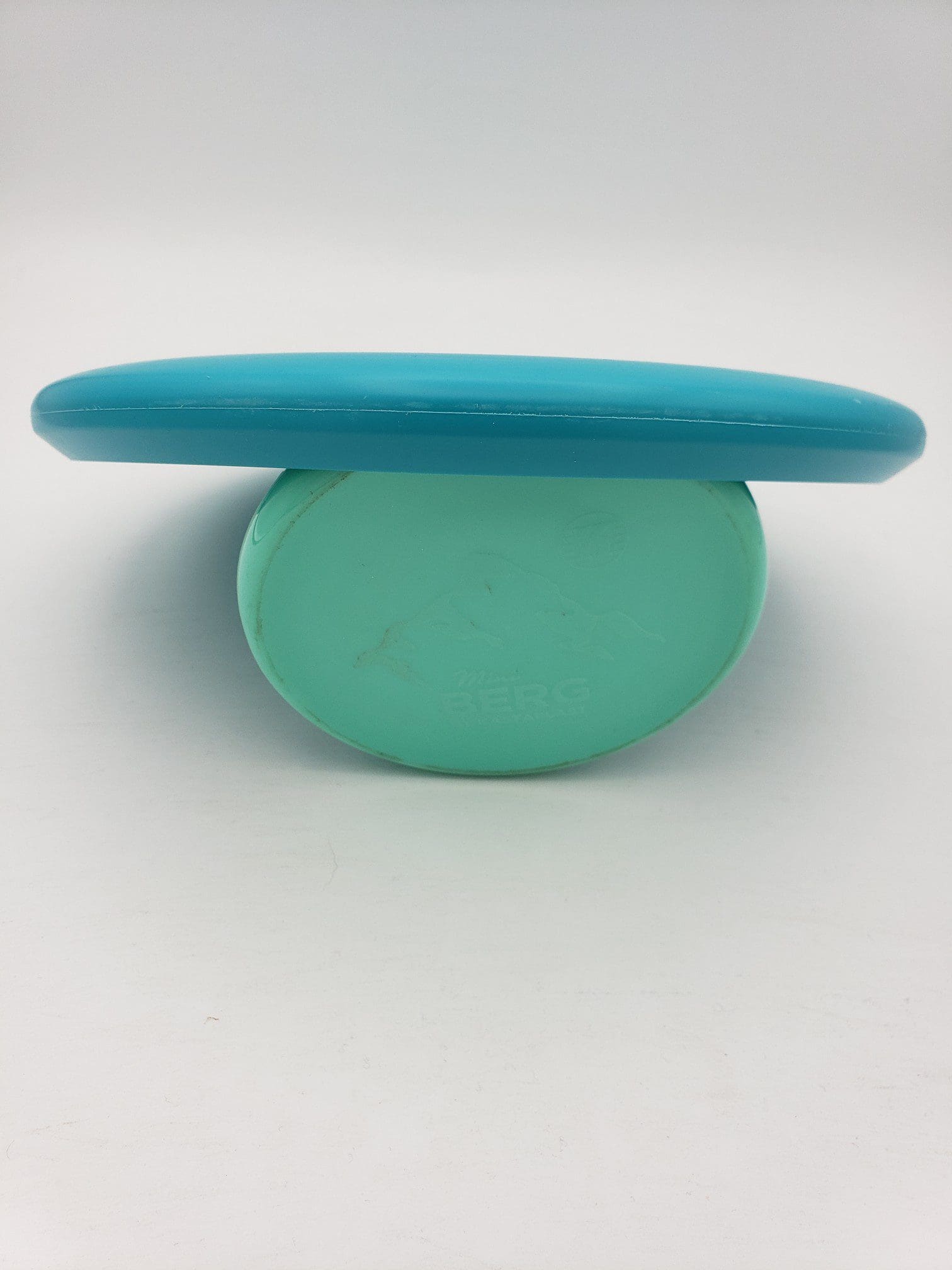 Discmania D-Line P2 Flex 1 disc golf disc back view
