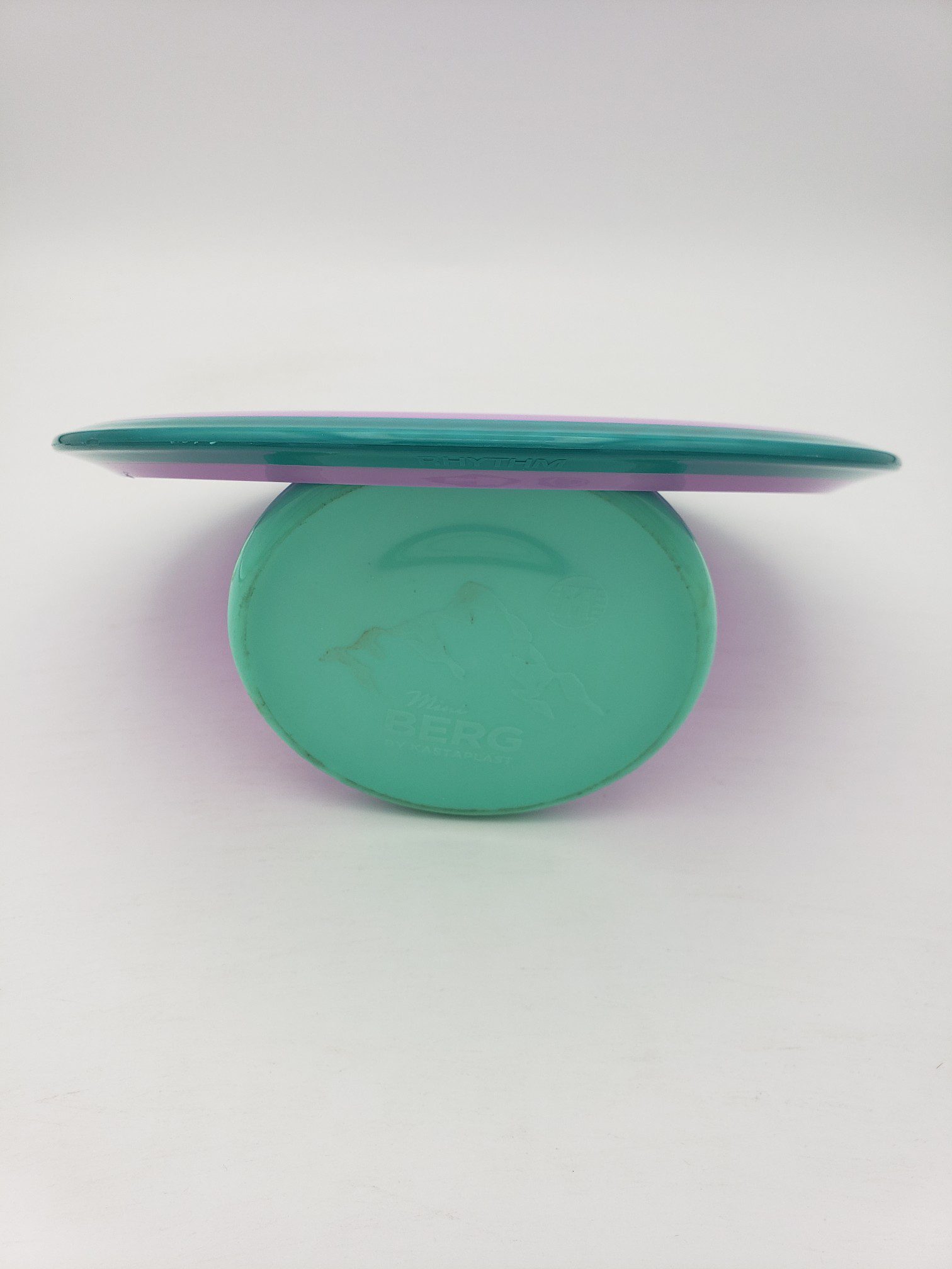 Axiom Neutron Rhythm disc golf disc back view