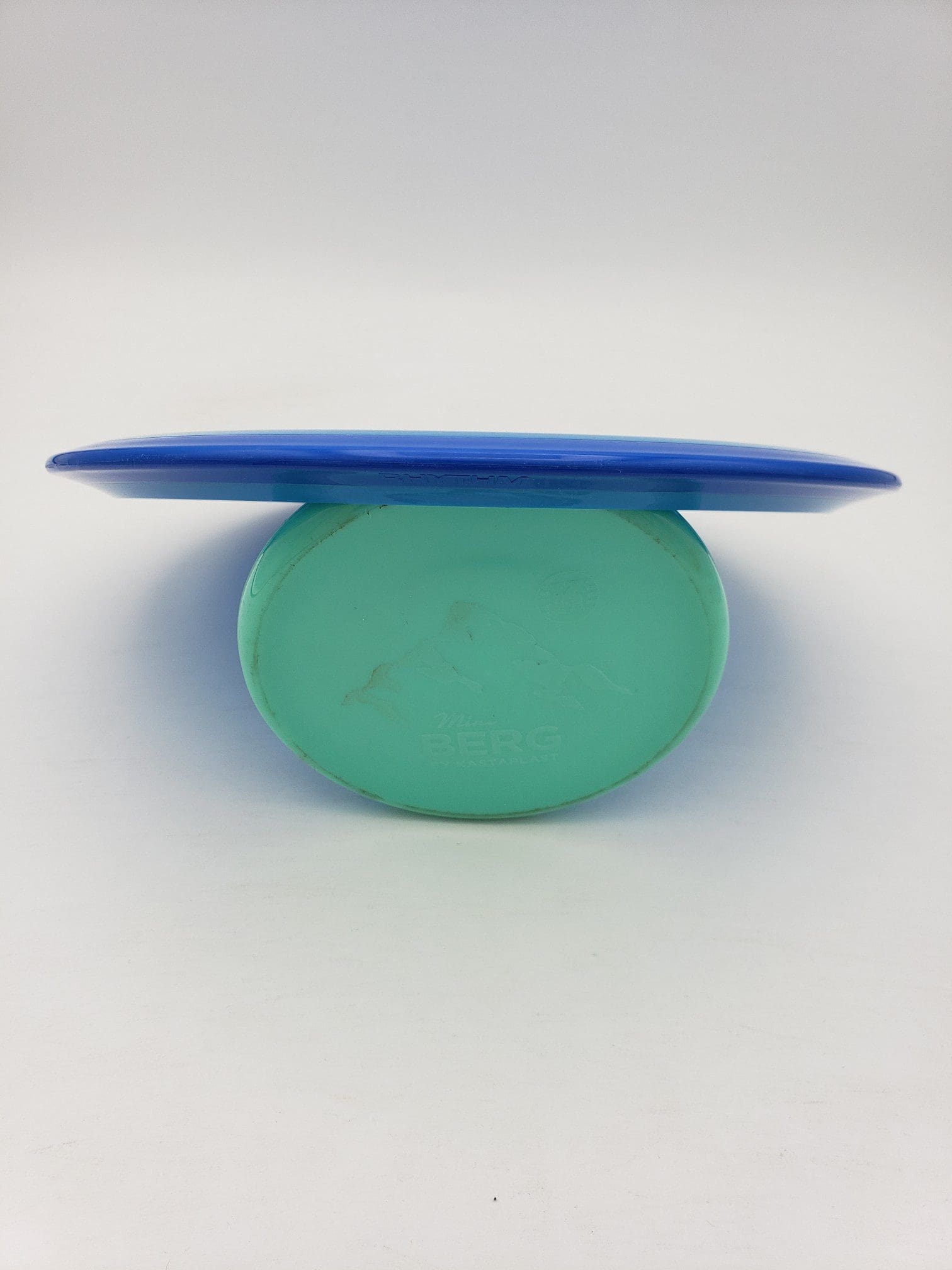 Axiom Neutron Rhythm SE disc golf disc back view