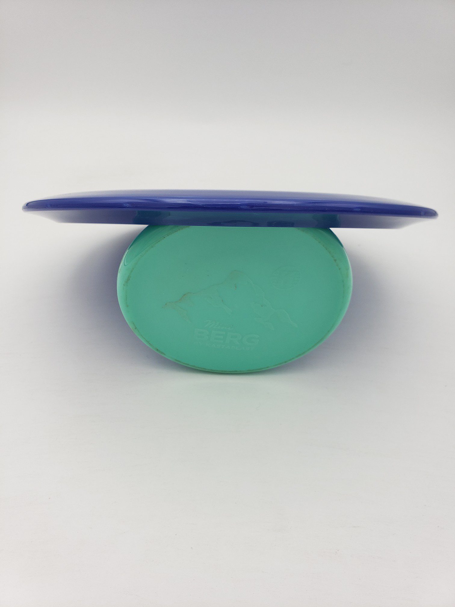 Mint Discs Apex Jackalope Par Plastics Christmas 2022 by Ben Hopwood first run disc golf disc back view