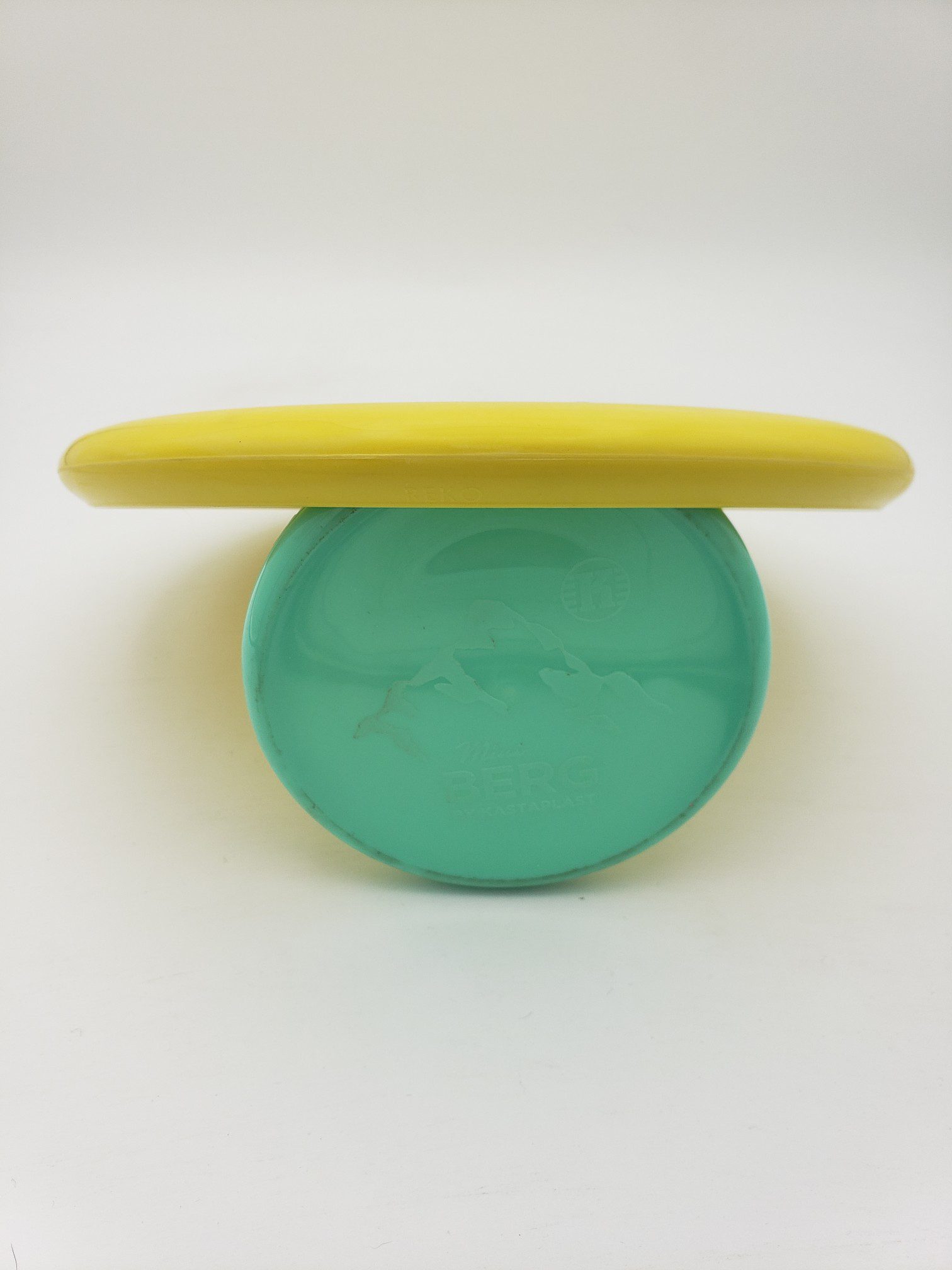 Kastaplast K3 Reko x-out disc golf disc back view