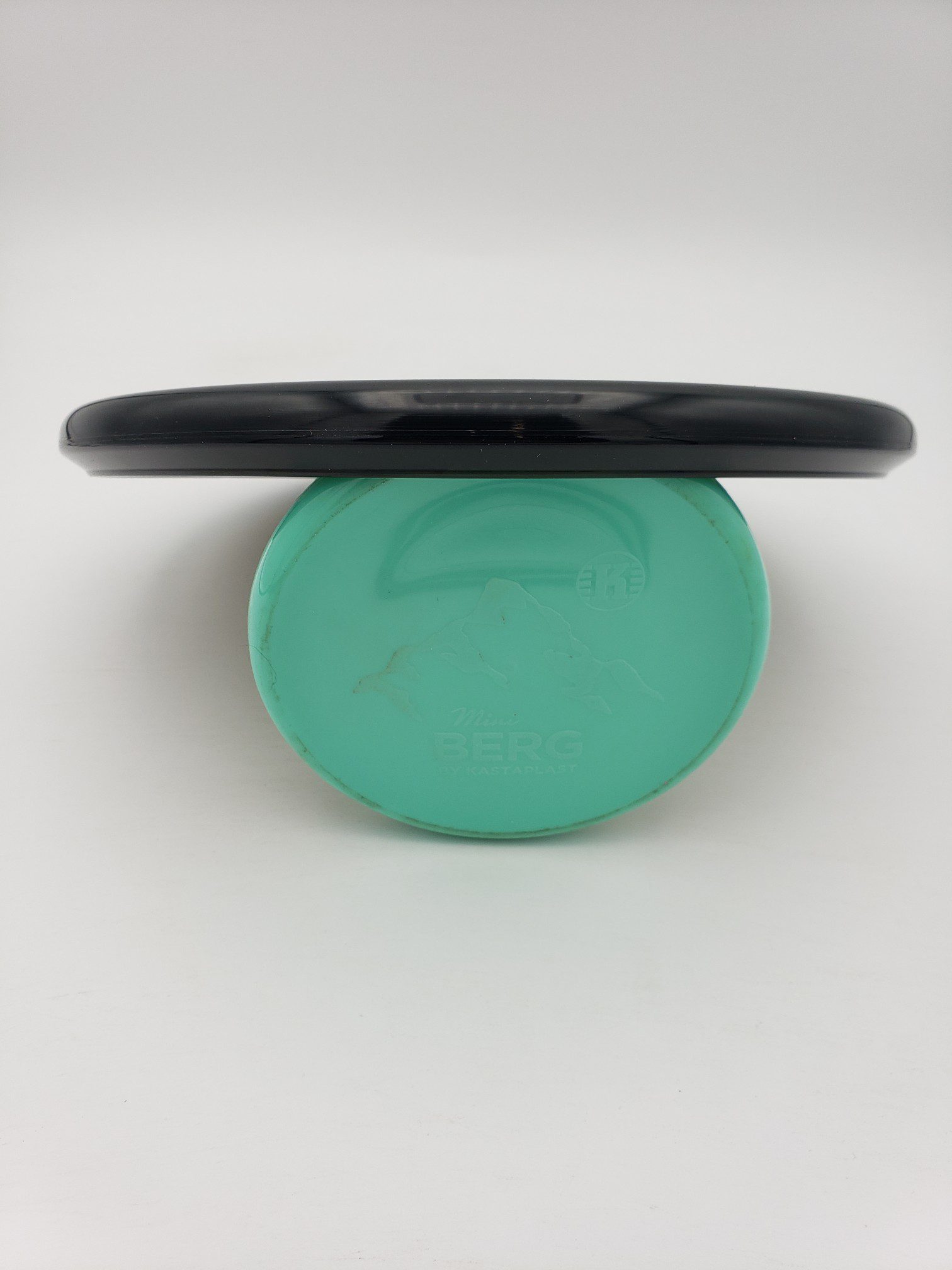 Discraft Ledgestone 2023 Crystal Ringer disc golf disc back view