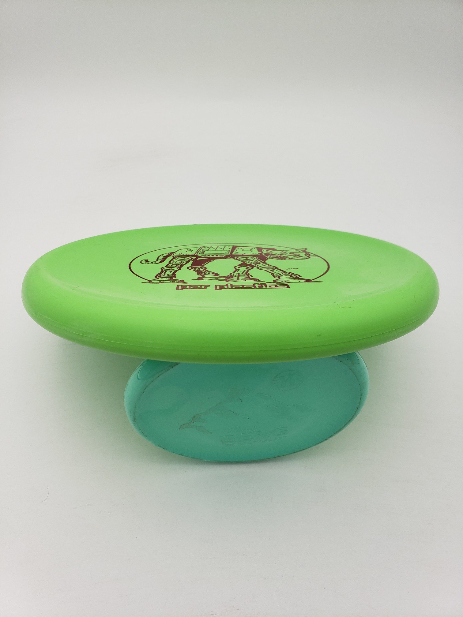 Kastaplast K3 Berg AT-AT Cat 2023 disc golf disc back view