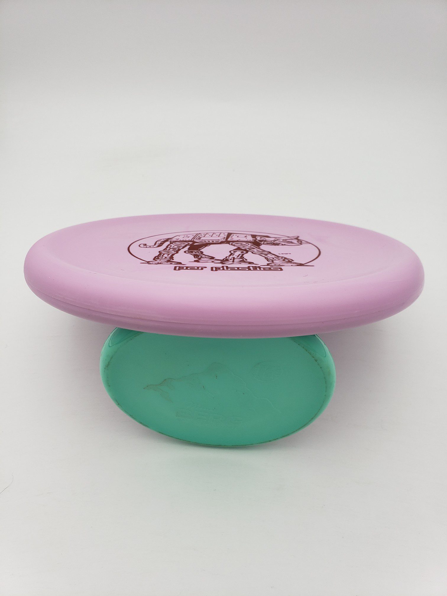 Kastaplast K3 Berg AT-AT Cat 2023 disc golf disc top view