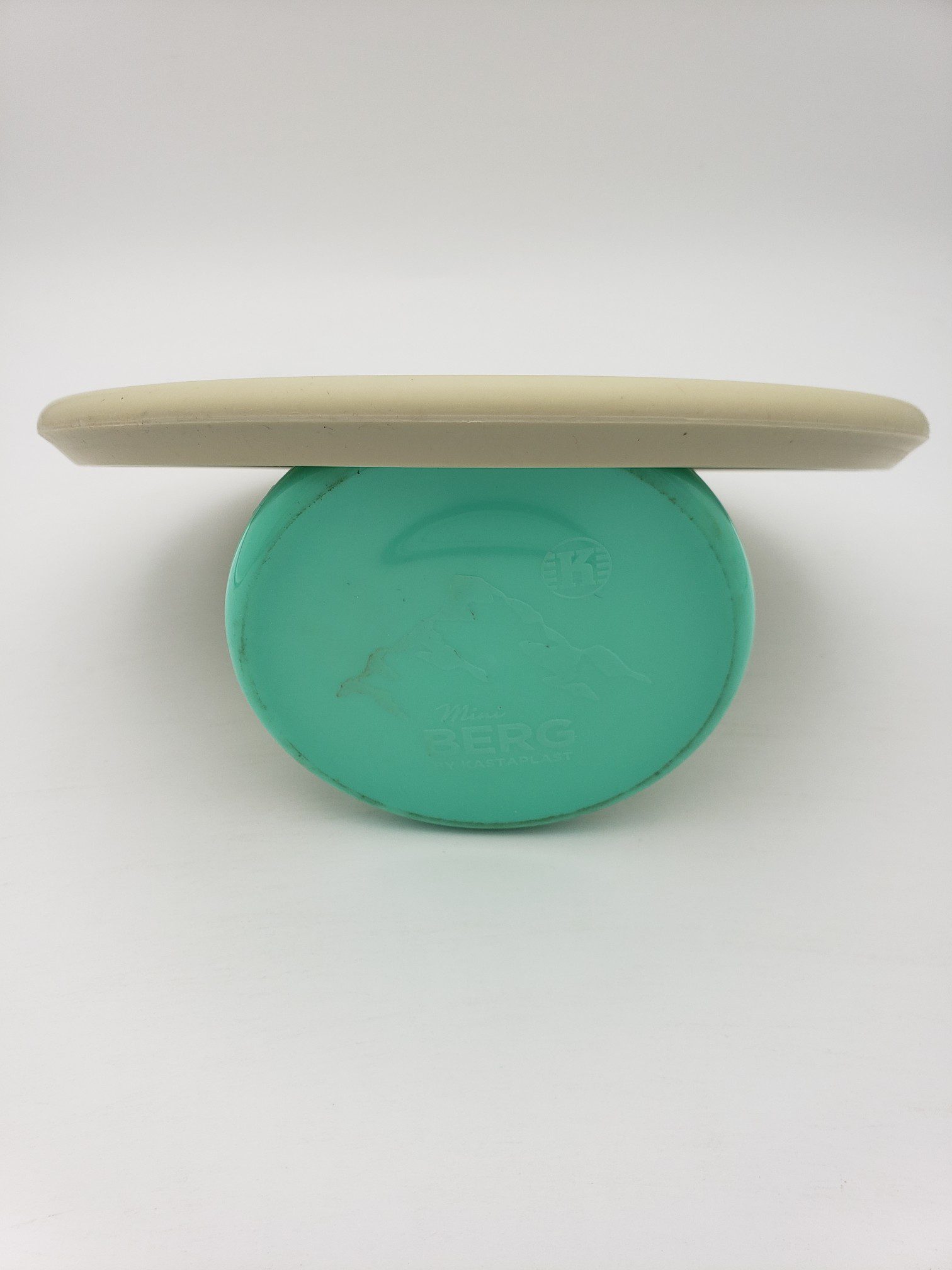 LSD Delta 2 Harpoon disc golf disc back view