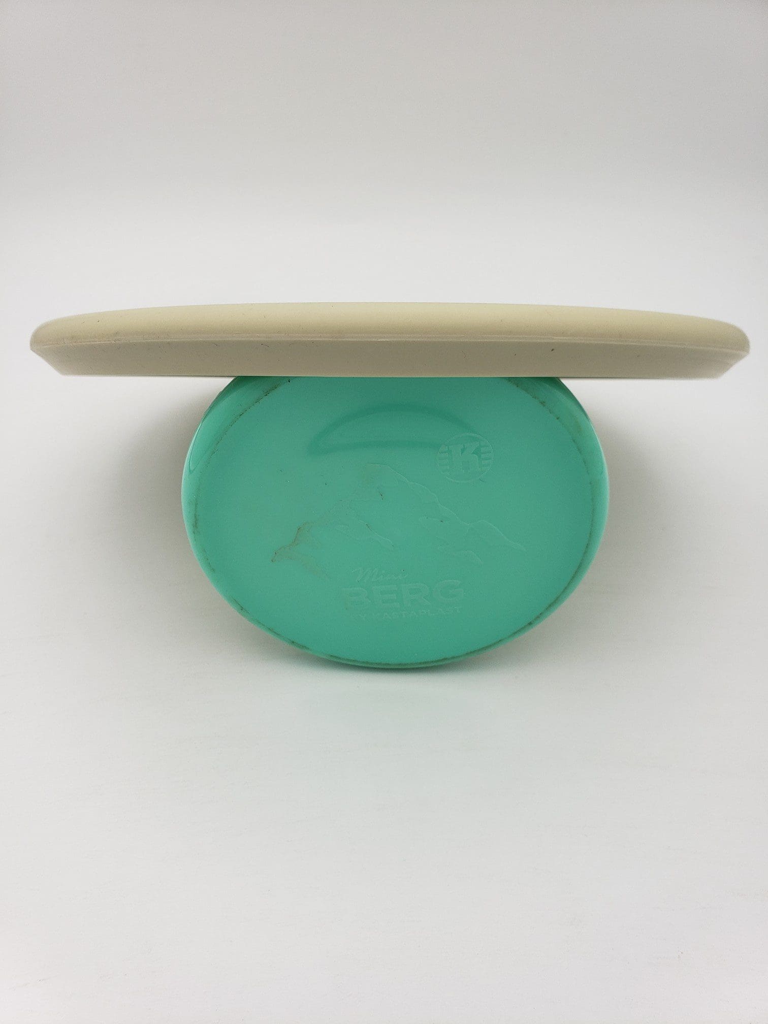 LSD Delta 2 Harpoon disc golf disc back view