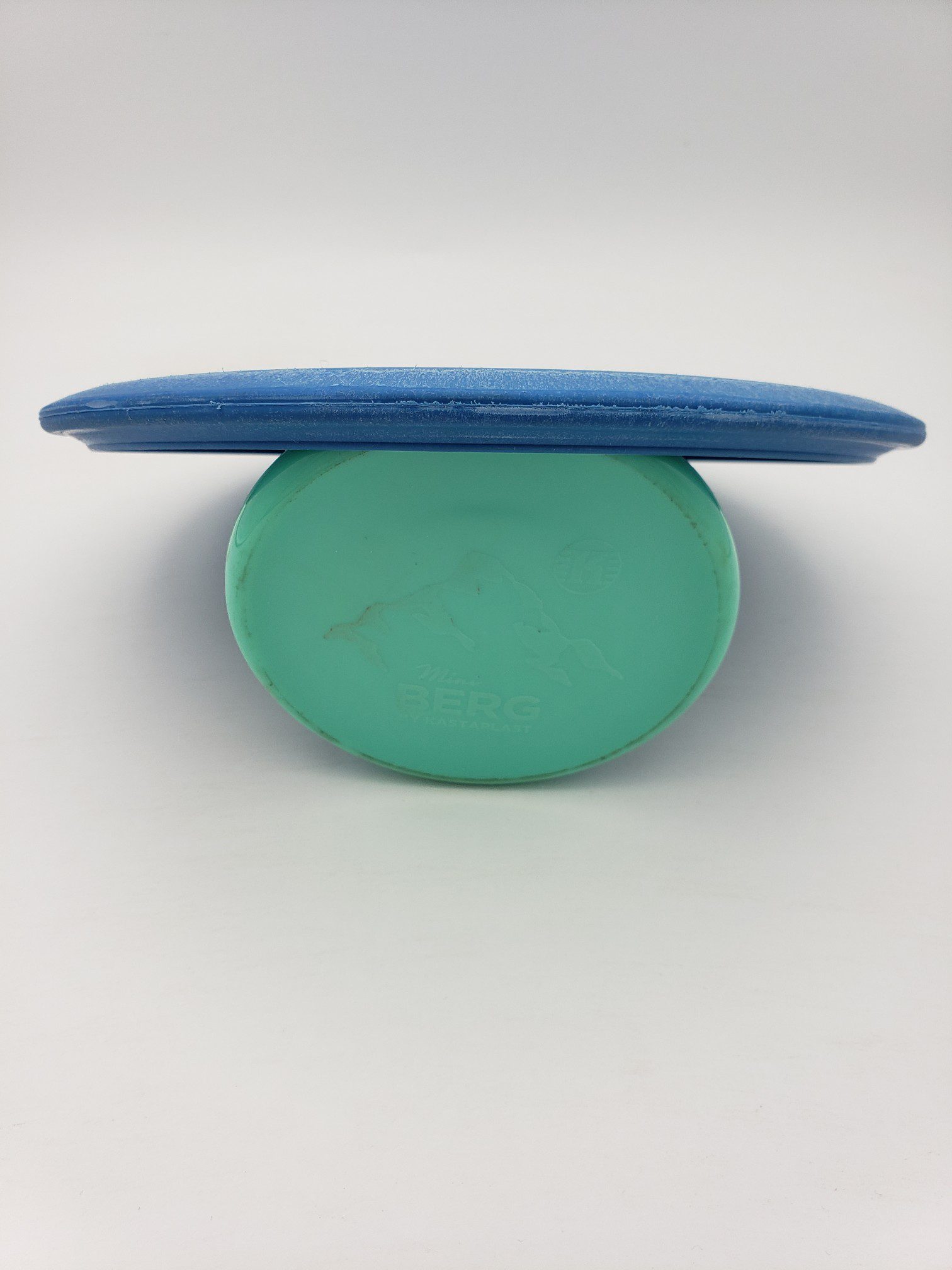 LSD Delta Lone Wolf disc golf disc back view