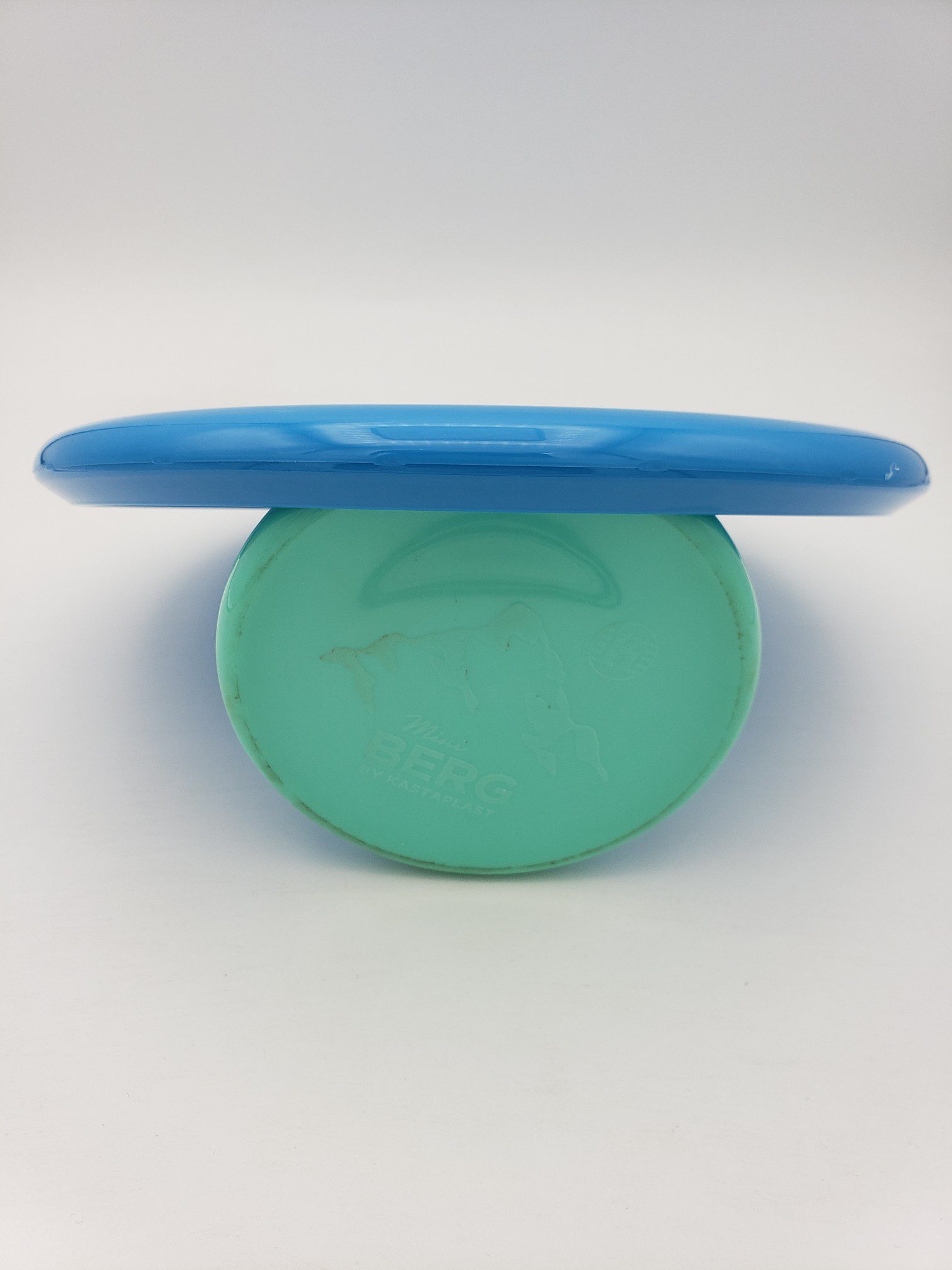 Mint Discs Mason Ford signature Apex Bullet first run disc golf disc back view