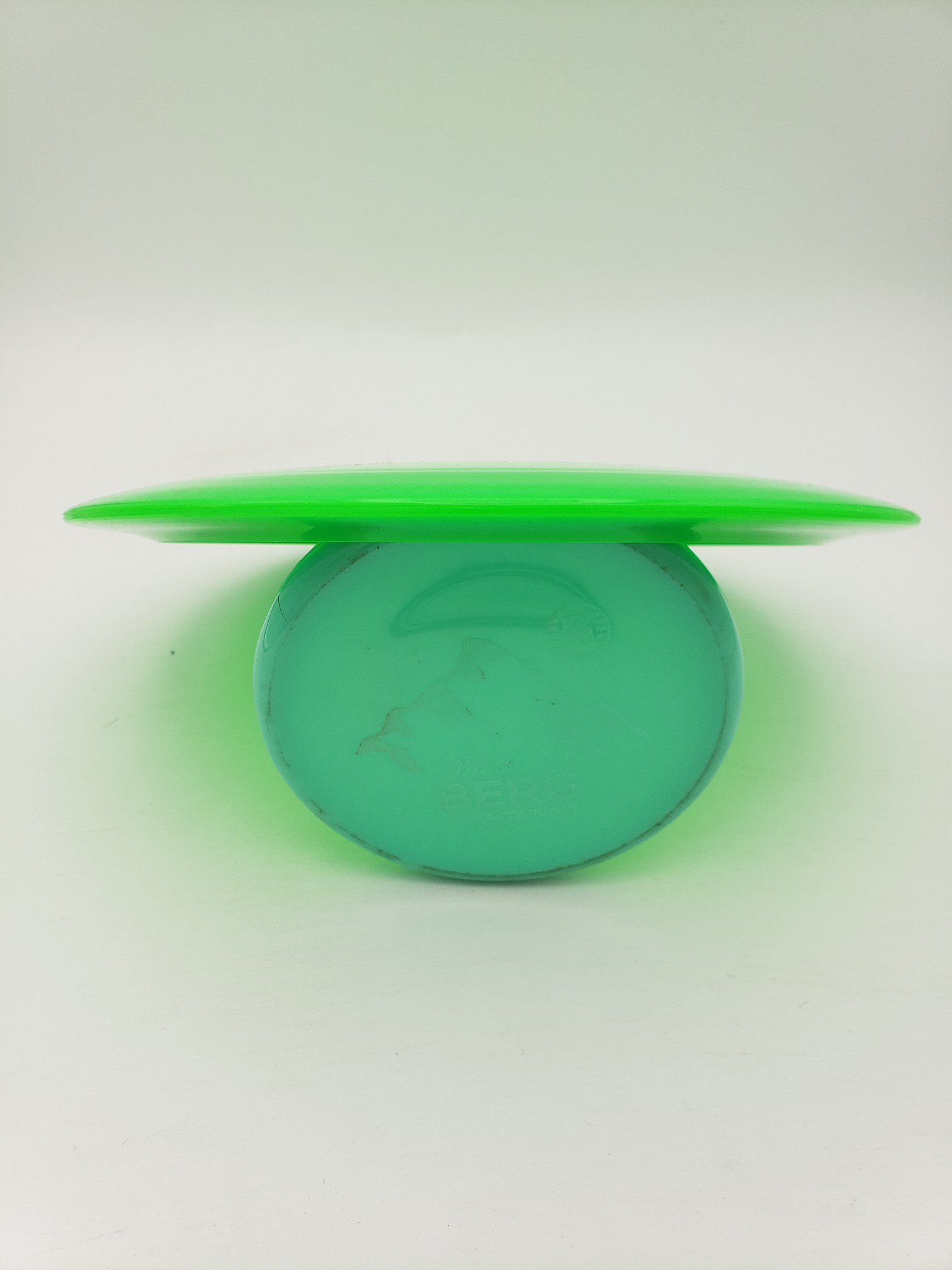 Kastaplast K1 Guld Saint Patrick's Day 2023 disc golf disc back view