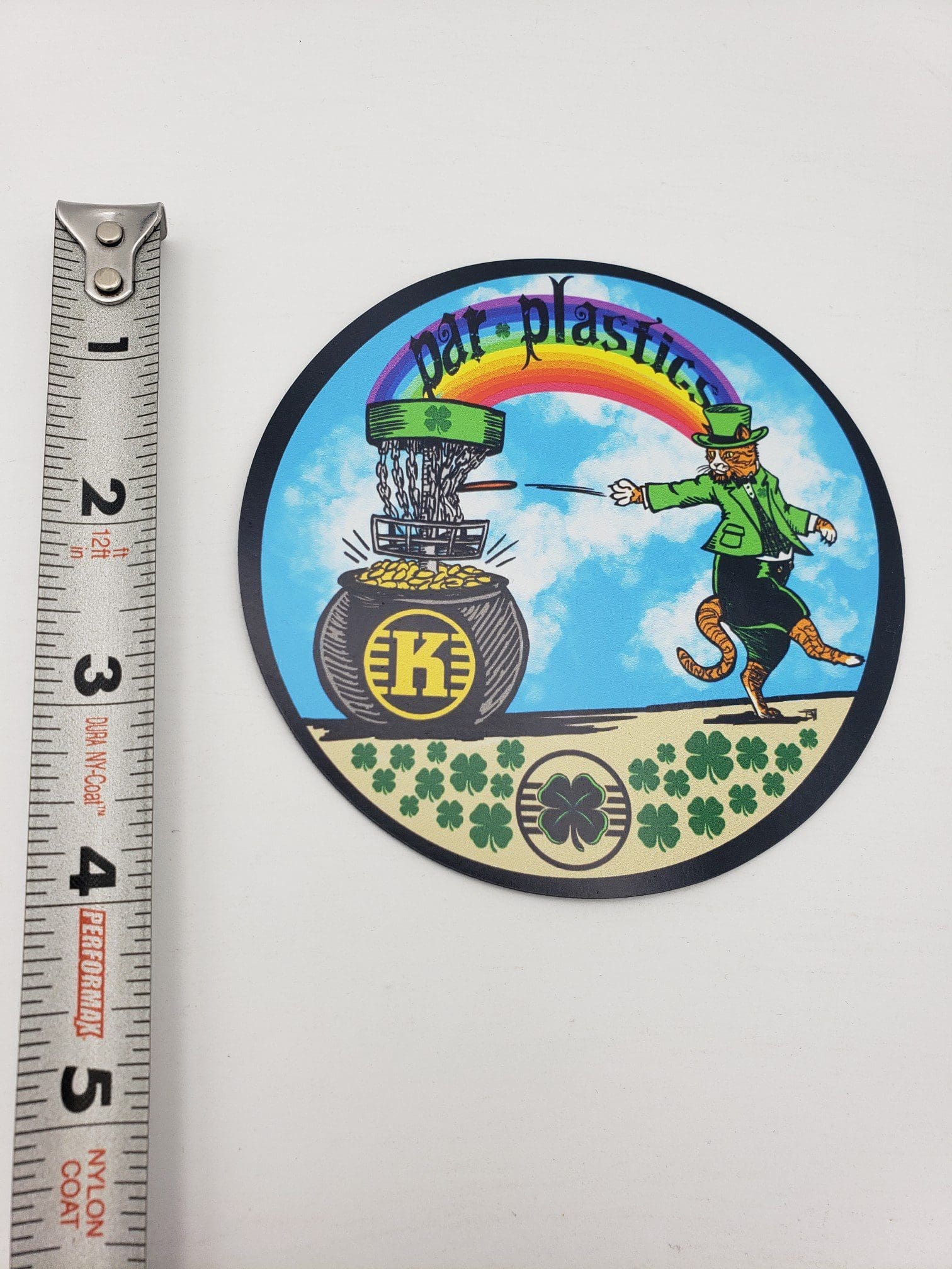 Par Plastics Saint Patrick's Day 2023 magnet by Ben Hopwood disc golf disc front view