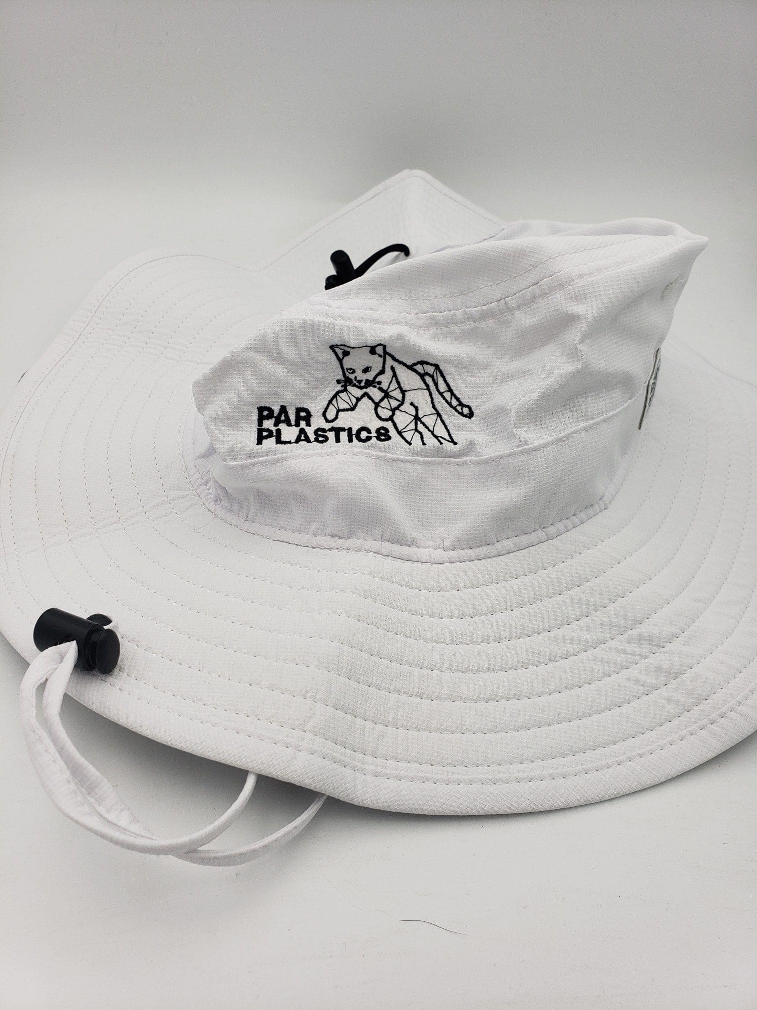 Par Plastics Ultralight Booney Hat disc golf disc detail view