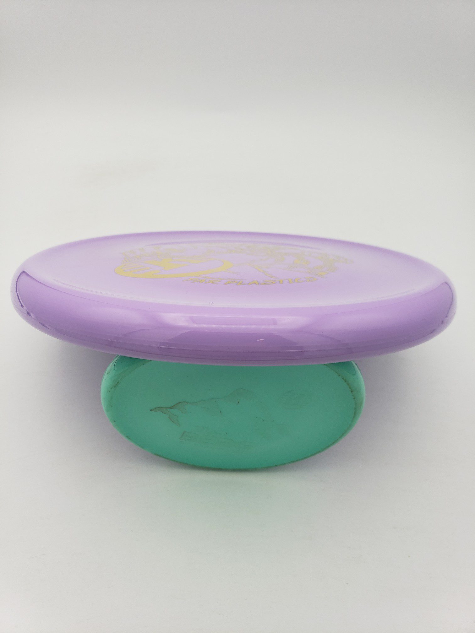 Kastaplast K1 Berg Saber-K disc golf disc back view