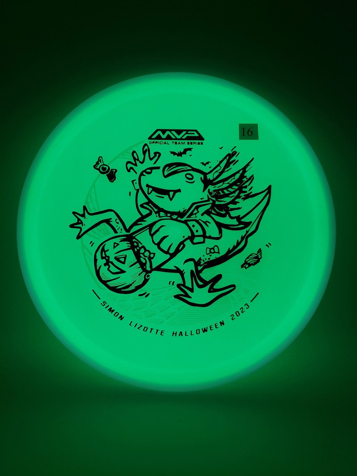 Axiom Total Eclipse Hex Simon Lizotte Halloween 2023 disc golf disc side view