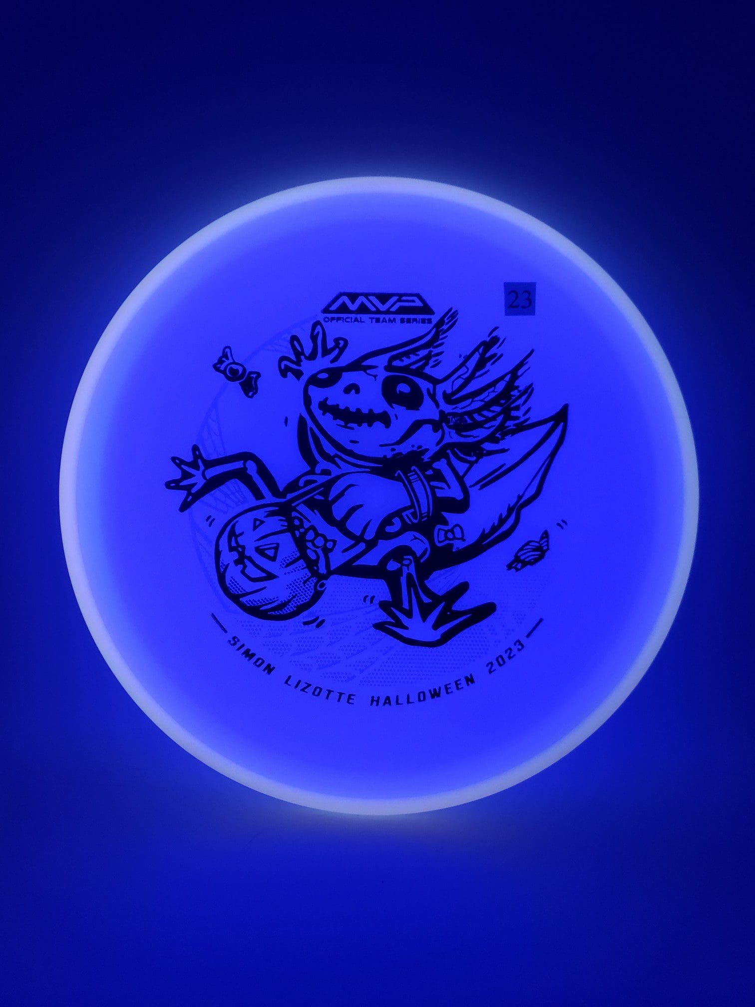 Axiom Total Eclipse Hex Simon Lizotte Halloween 2023 disc golf disc detail view
