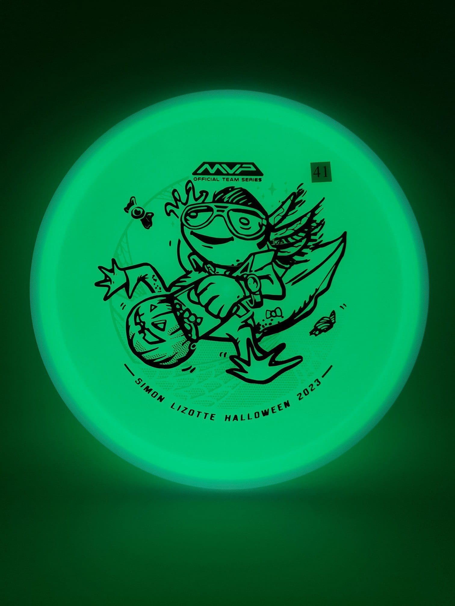 Axiom Total Eclipse Hex Simon Lizotte Halloween 2023 disc golf disc side view